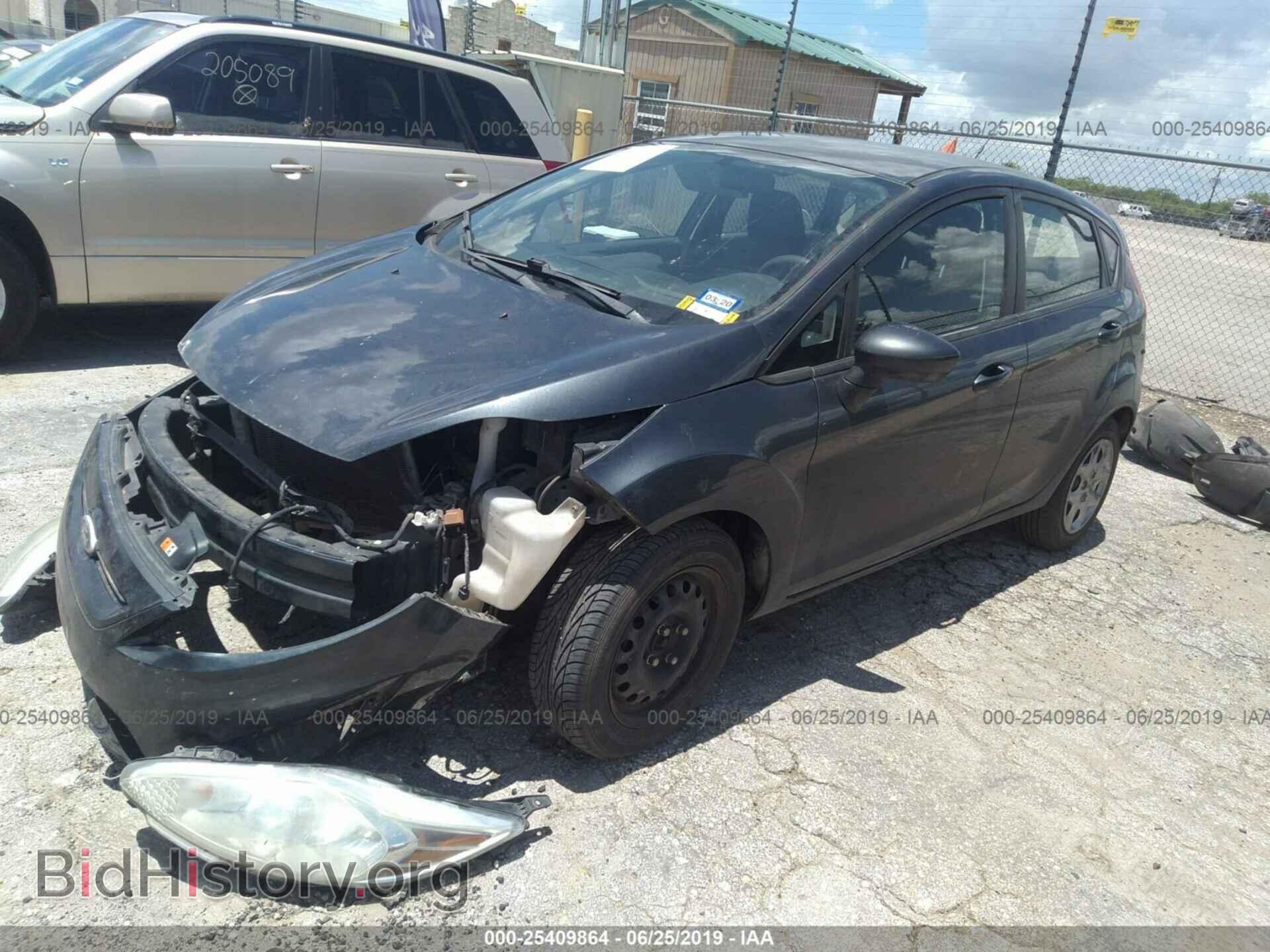 2011 FORD FIESTA - VIN: 3FADP4EJ7BM119756 - Фото 2