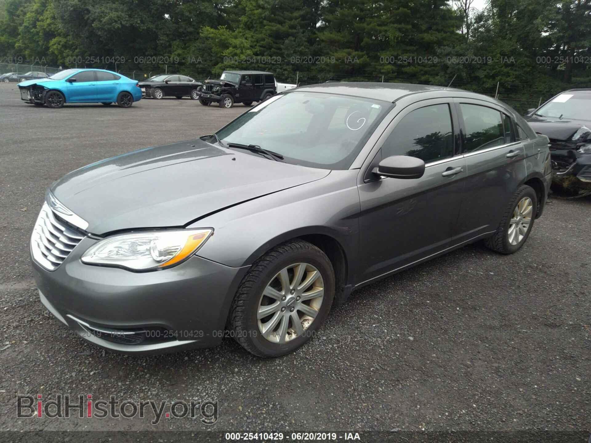 2013 CHRYSLER 200 - VIN: 1C3CCBBB6DN542876 - Photo 2