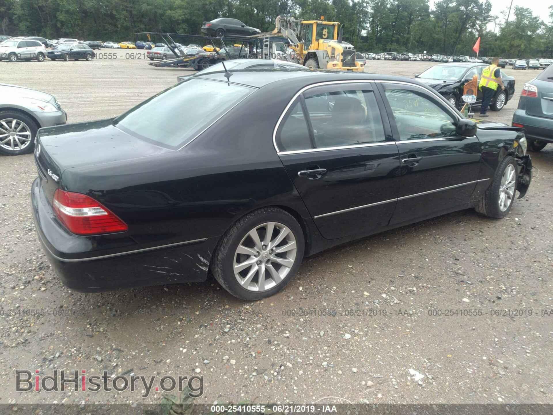 2005 LEXUS LS - VIN: JTHBN36F155001075 - Фото 4