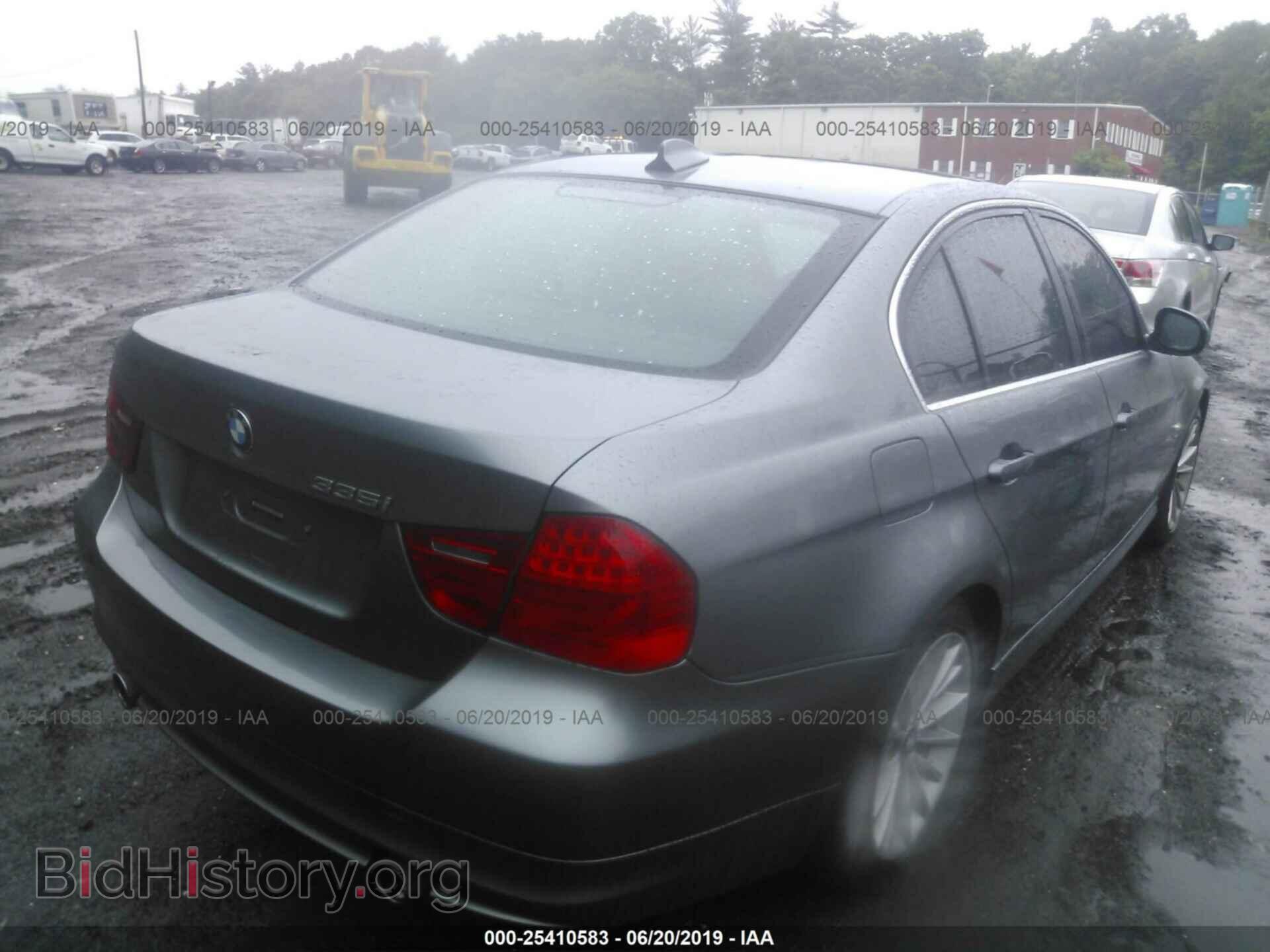 2010 BMW 335 - VIN: WBAPL3C58AA408222 - Фото 4