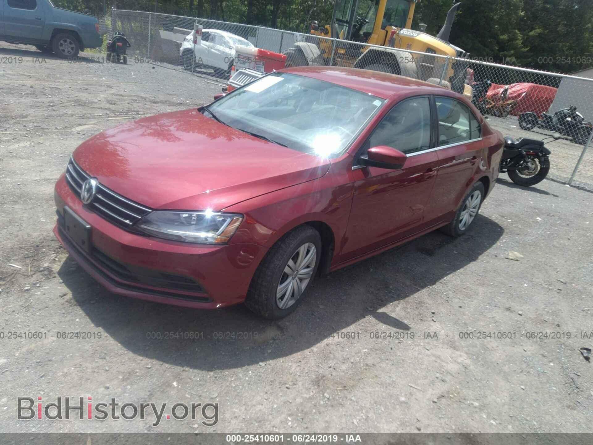 2017 VOLKSWAGEN JETTA - VIN: 3VW2B7AJ0HM336319 - Photo 2