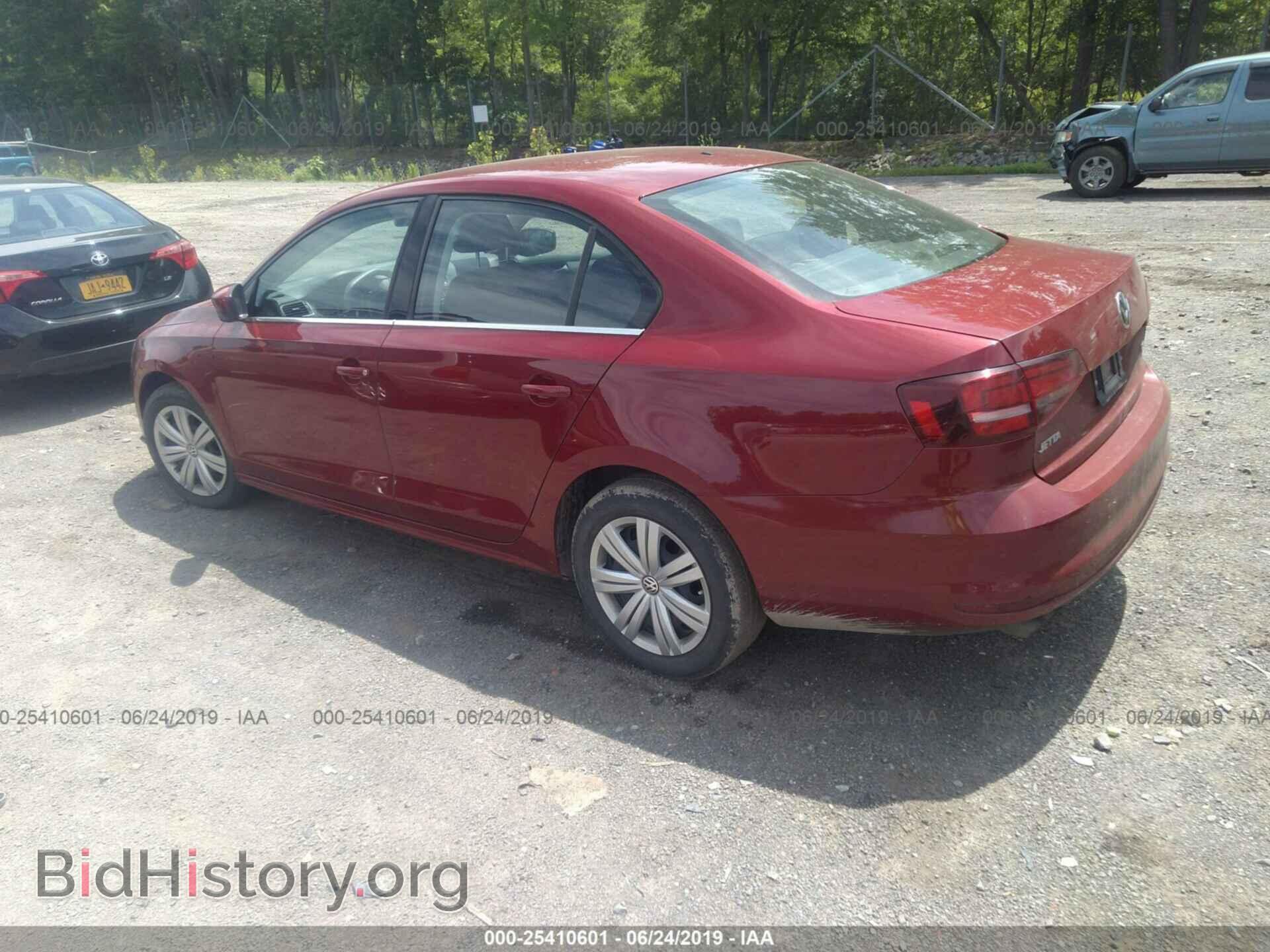 2017 VOLKSWAGEN JETTA - VIN: 3VW2B7AJ0HM336319 - Photo 3
