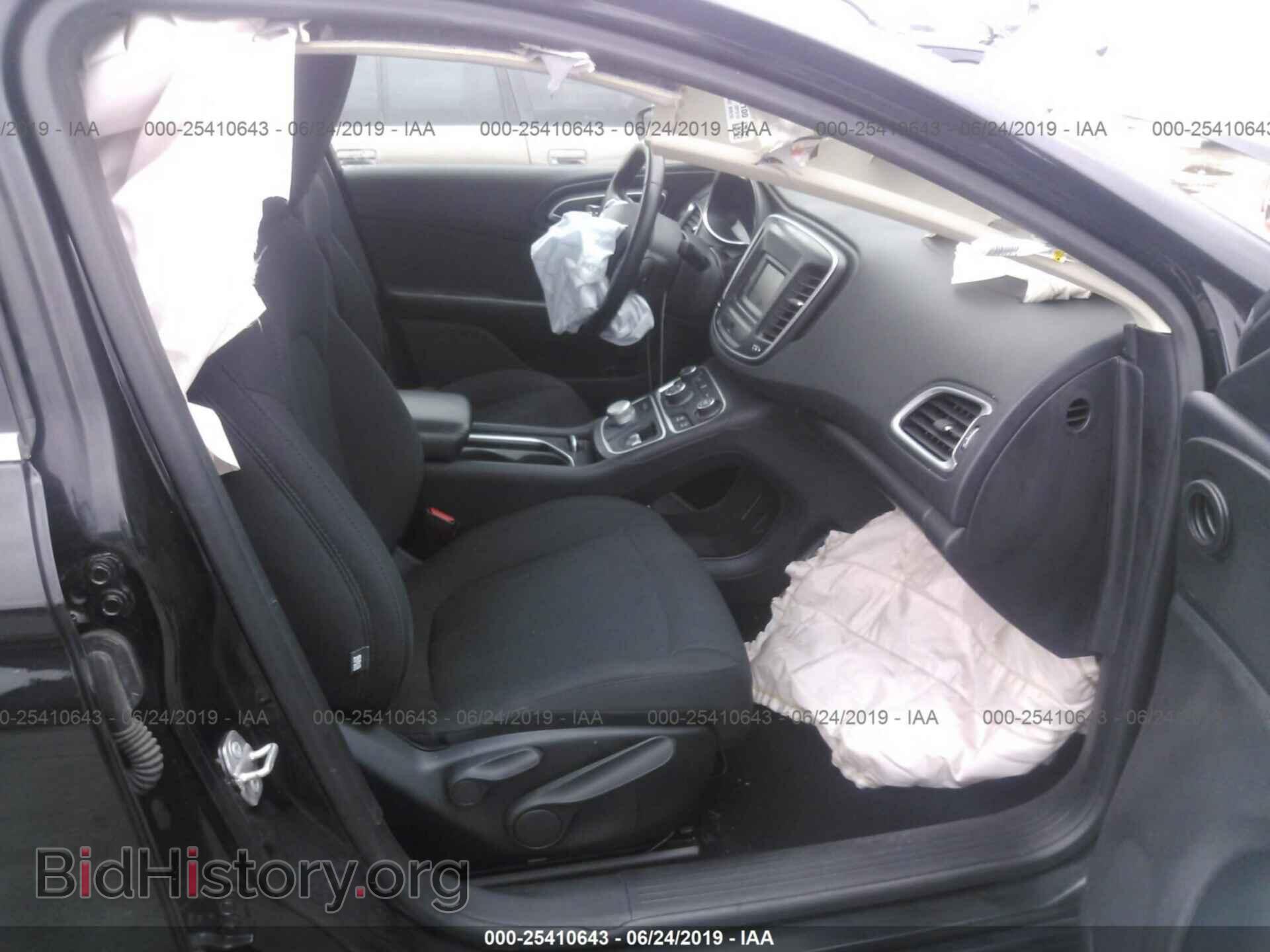 2016 CHRYSLER 200 - VIN: 1C3CCCAB1GN118064 - Photo 5