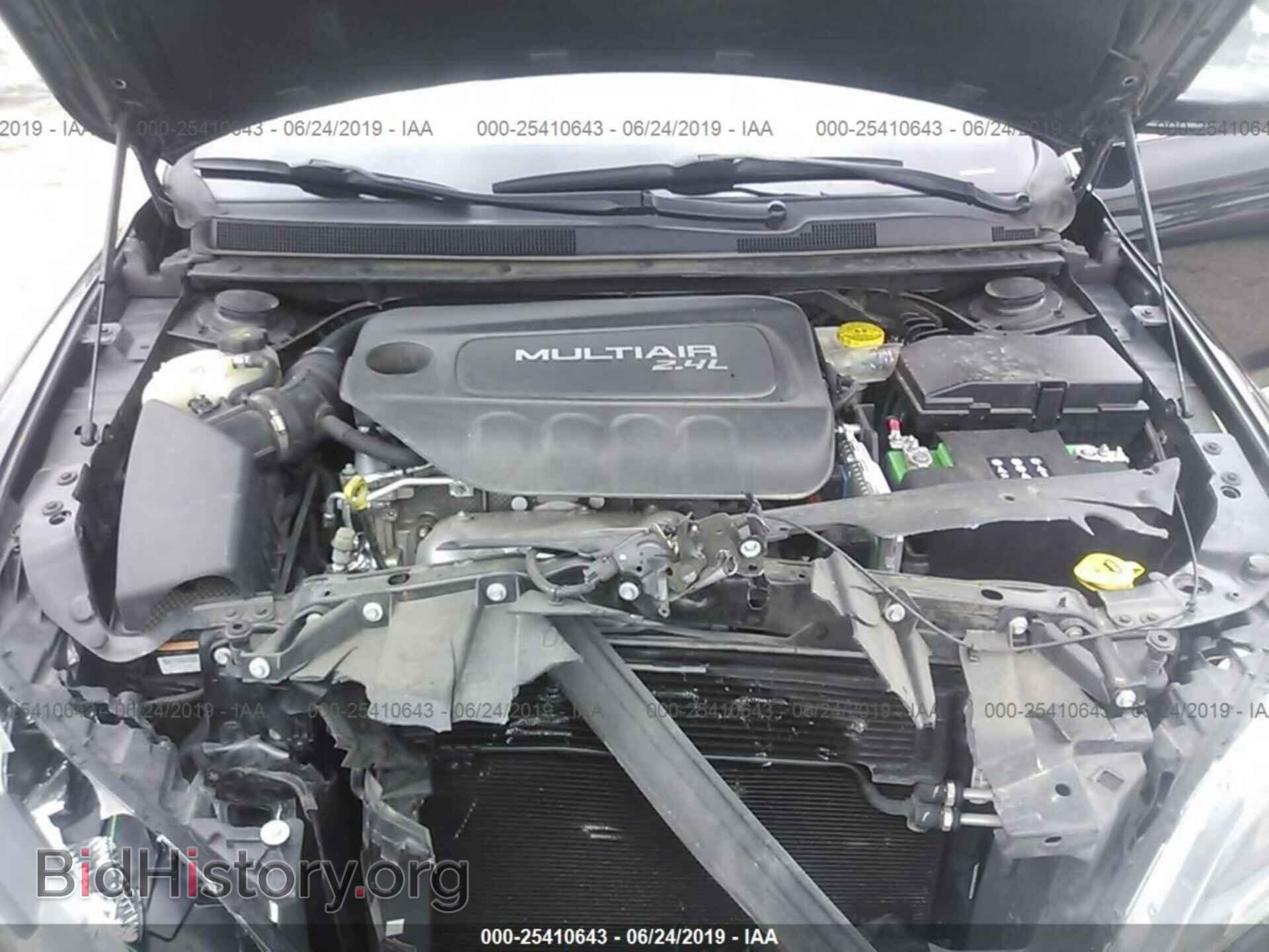 2016 CHRYSLER 200 - VIN: 1C3CCCAB1GN118064 - Photo 10