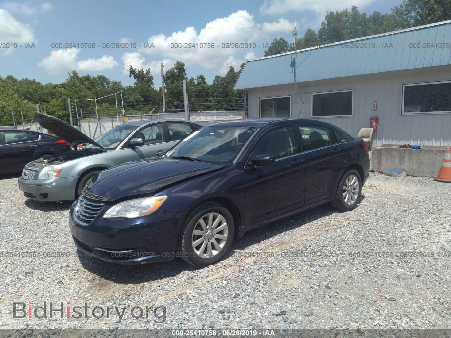 2012 CHRYSLER 200 - VIN: 1C3CCBBB4CN224592 - Photo 2