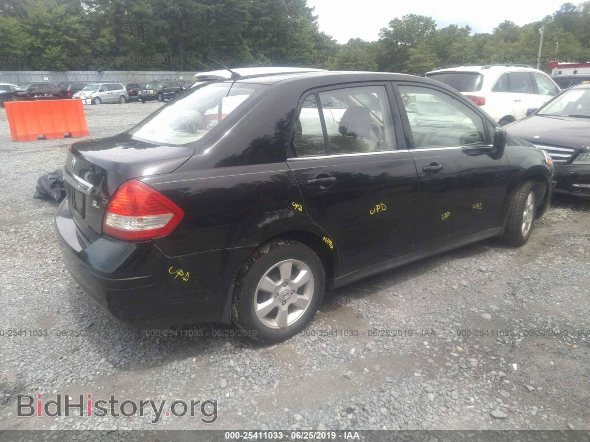 2008 NISSAN VERSA - VIN: 3N1BC11E98L374091 - Фото 4