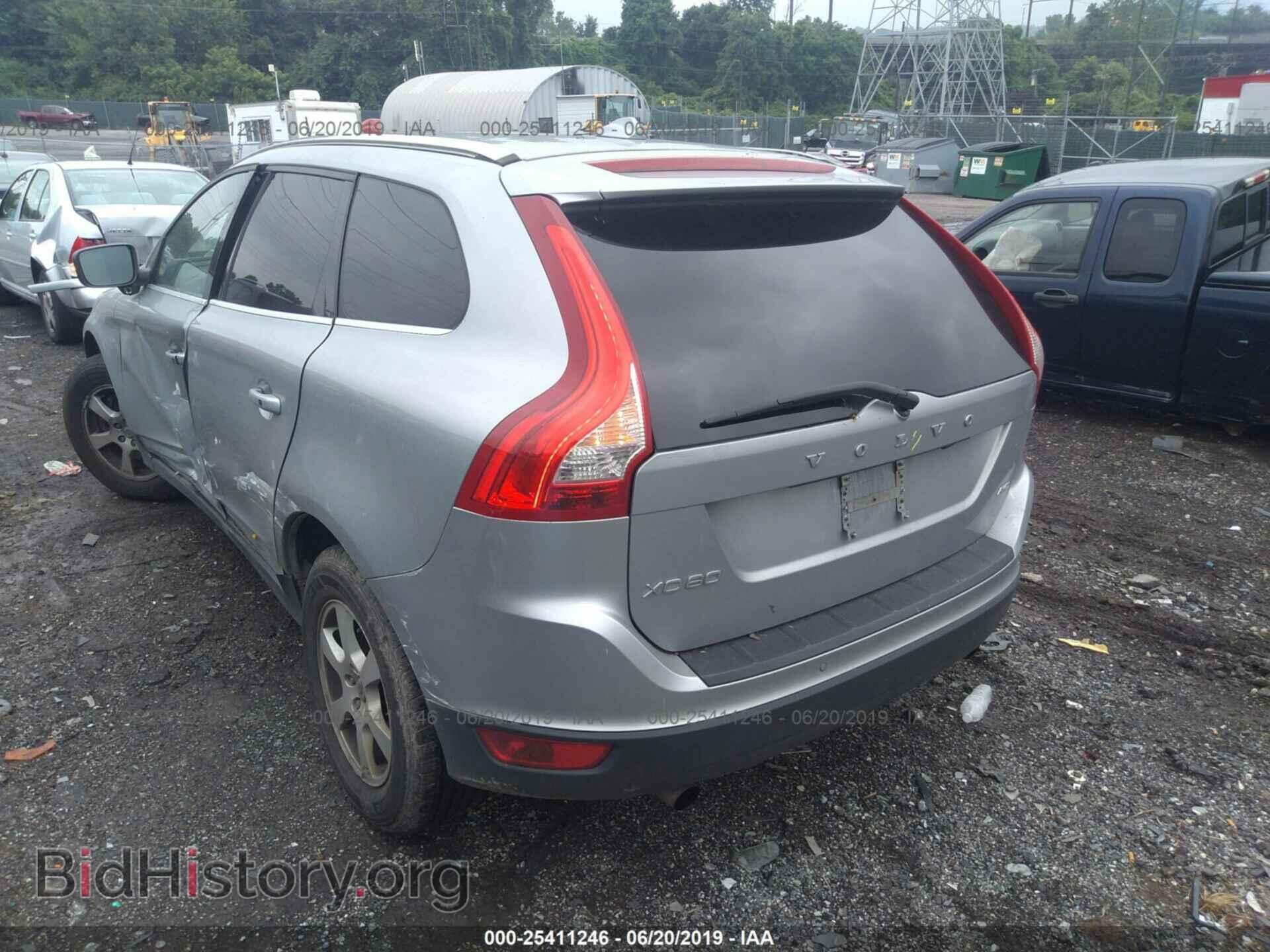 2012 VOLVO XC60 - VIN: YV4940DZ2C2330748 - Фото 3