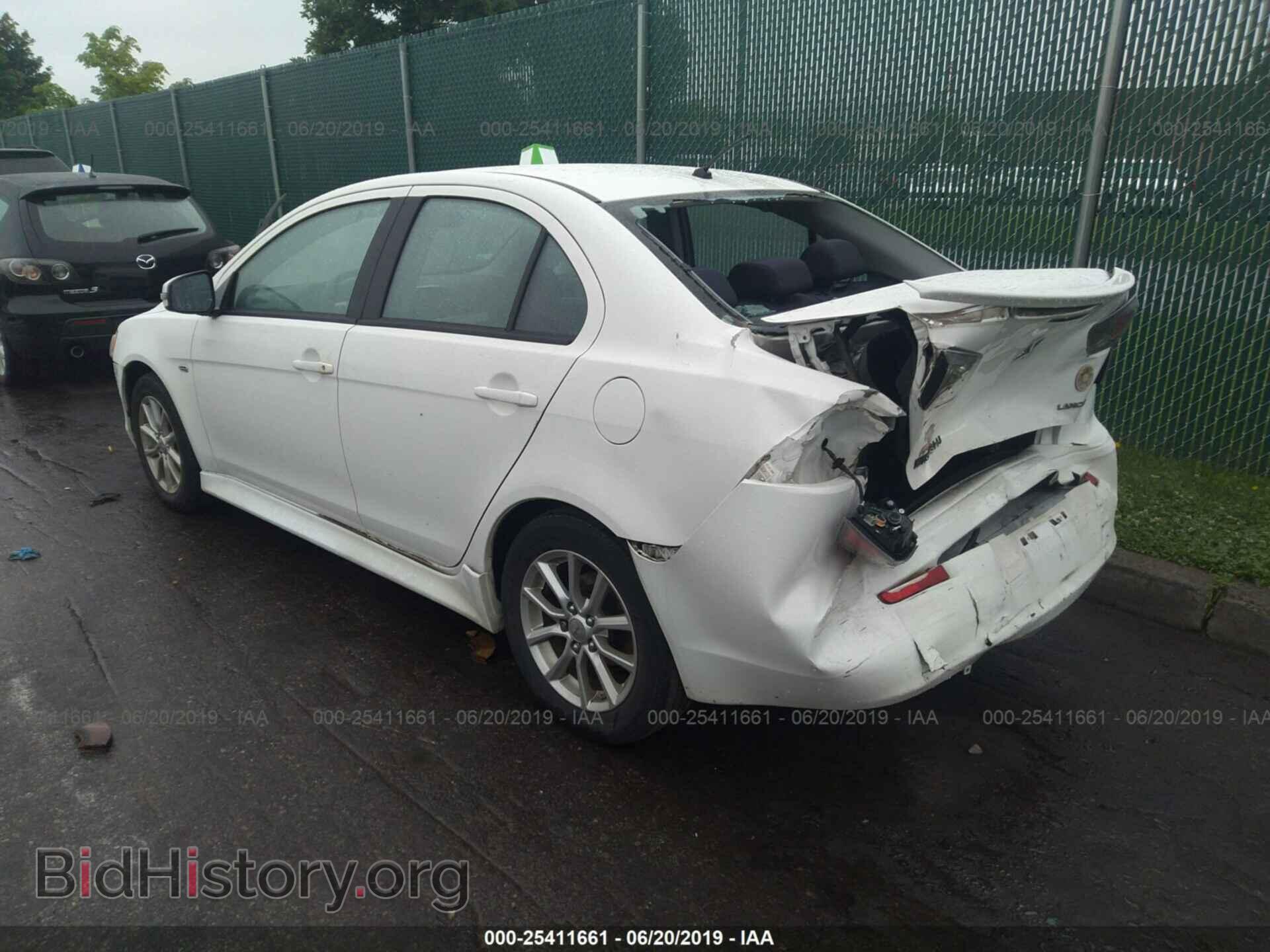 2015 MITSUBISHI LANCER - VIN: JA32U2FU8FU002422 - Фото 3
