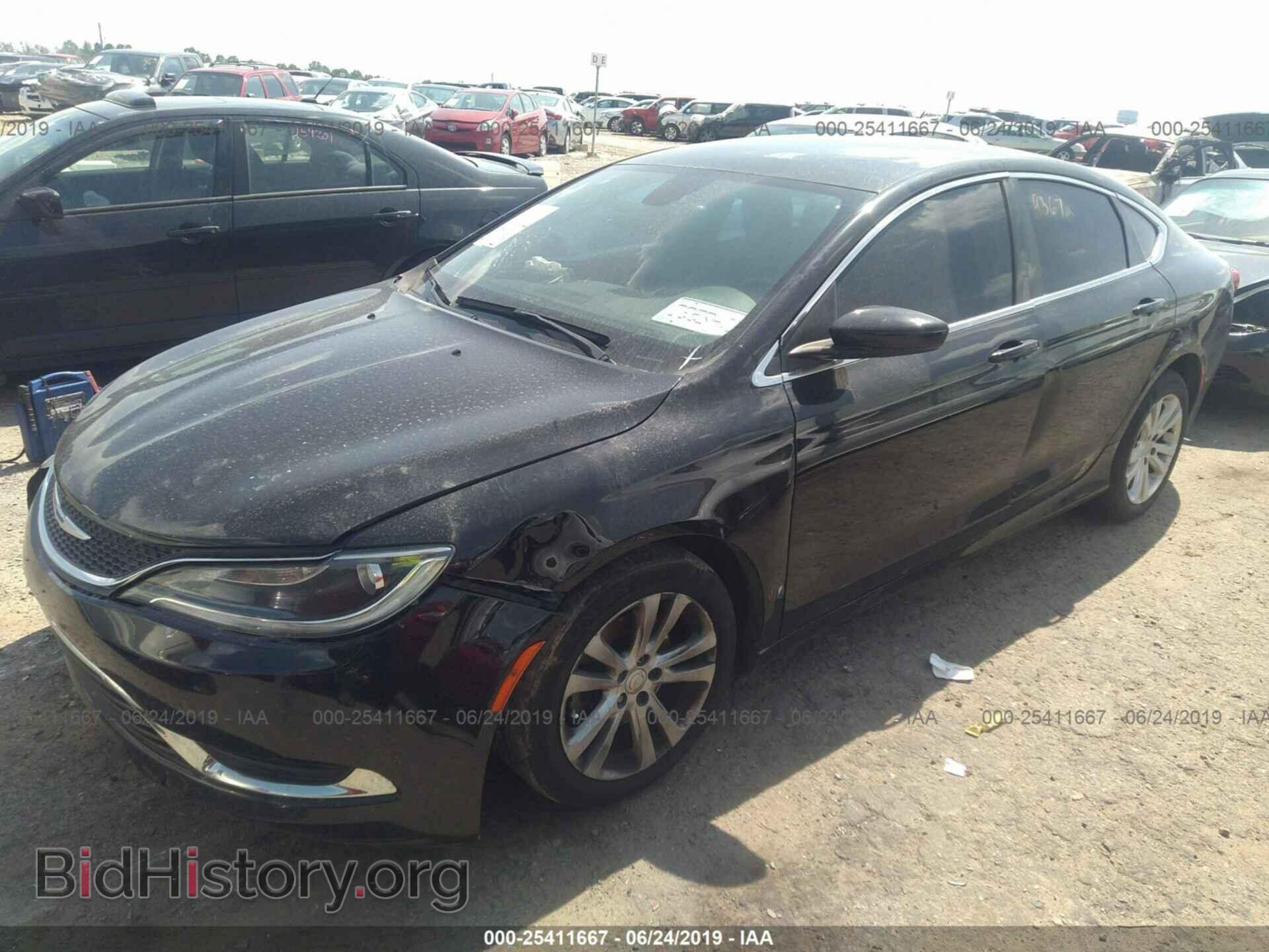 2015 CHRYSLER 200 - VIN: 1C3CCCAB8FN586839 - Фото 2