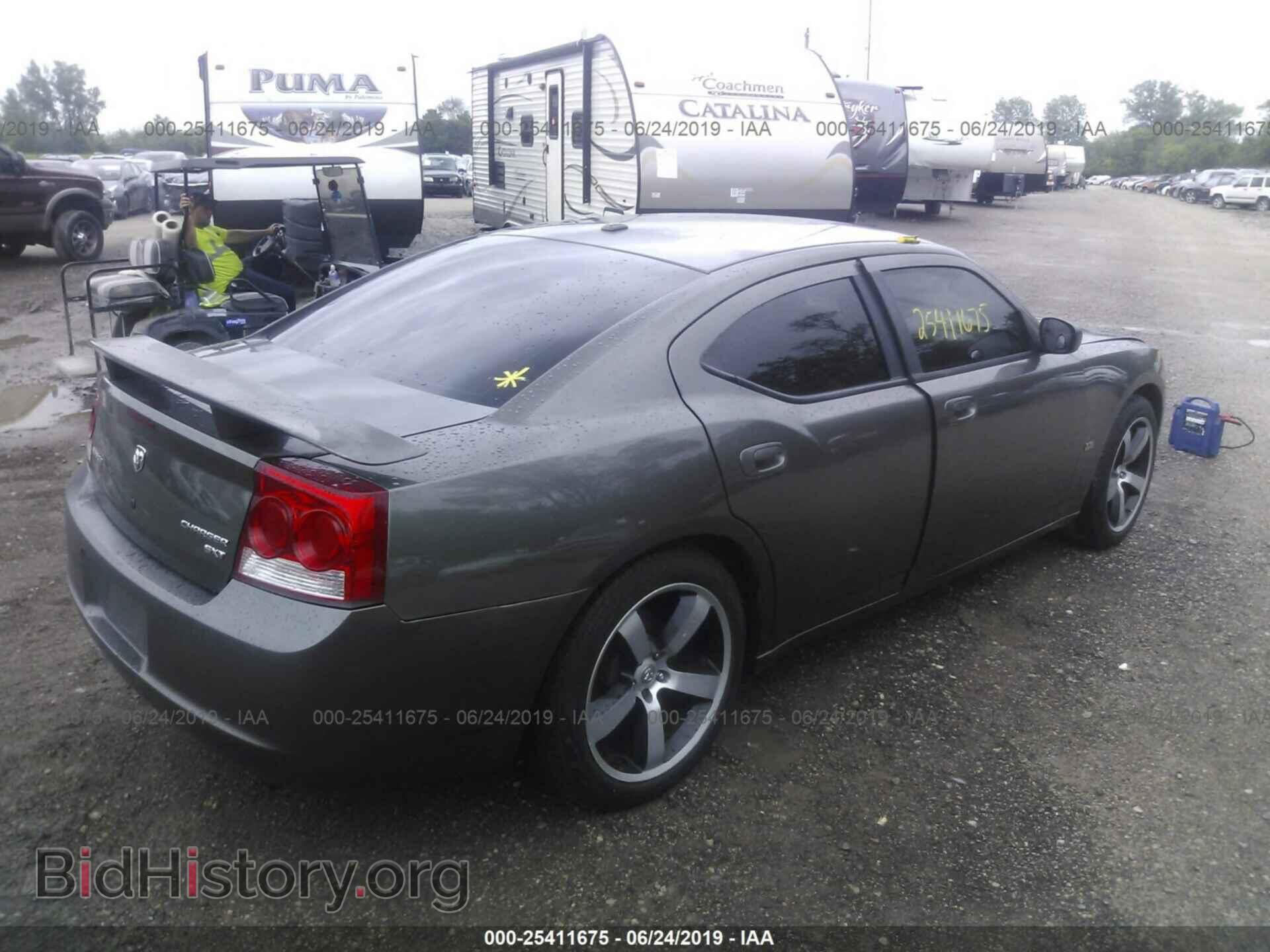 2010 DODGE CHARGER - VIN: 2B3CA3CV3AH268316 - Фото 4