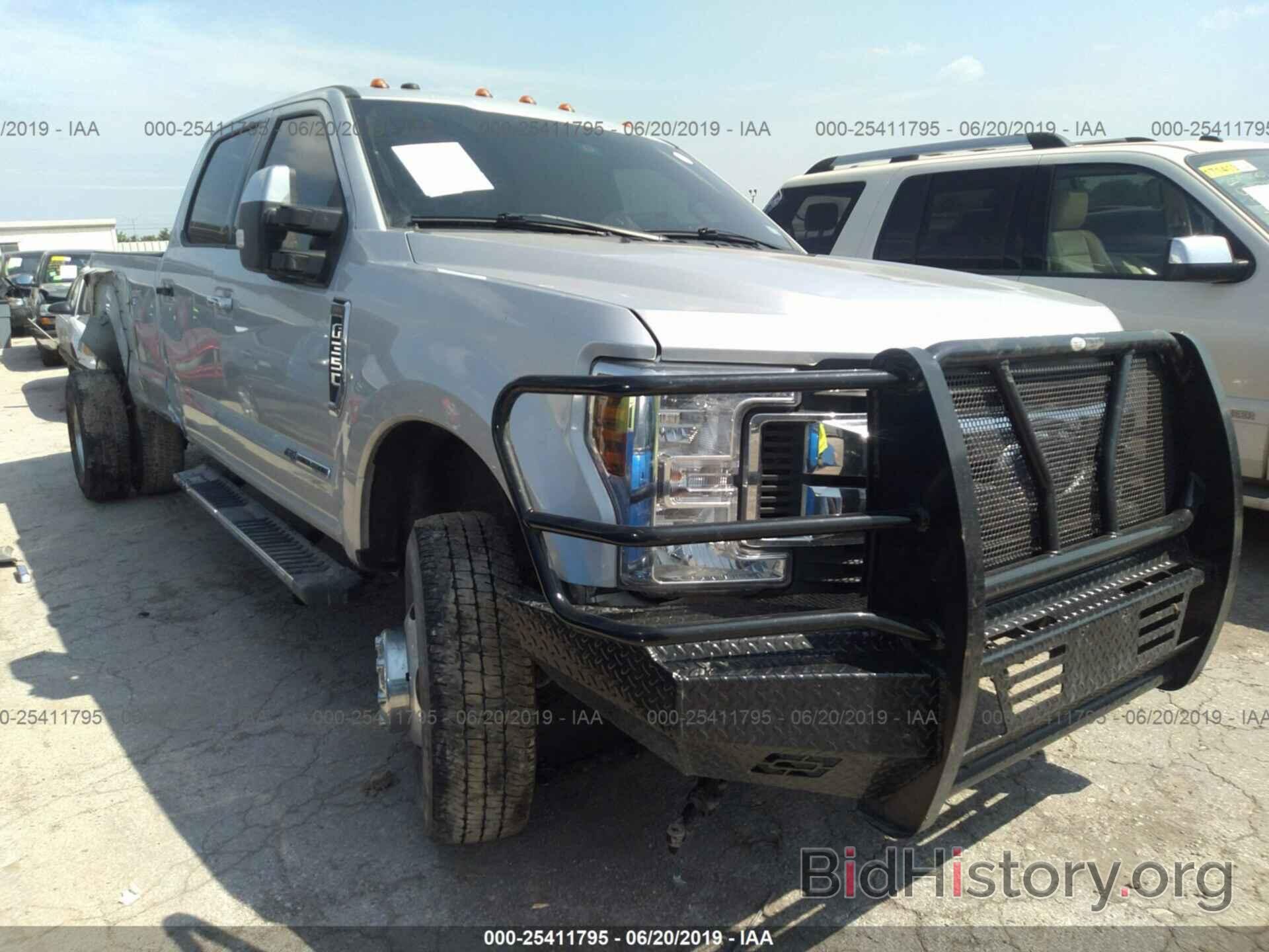 Photo 1FT8W3DT7JEC24149 - FORD F350 2018