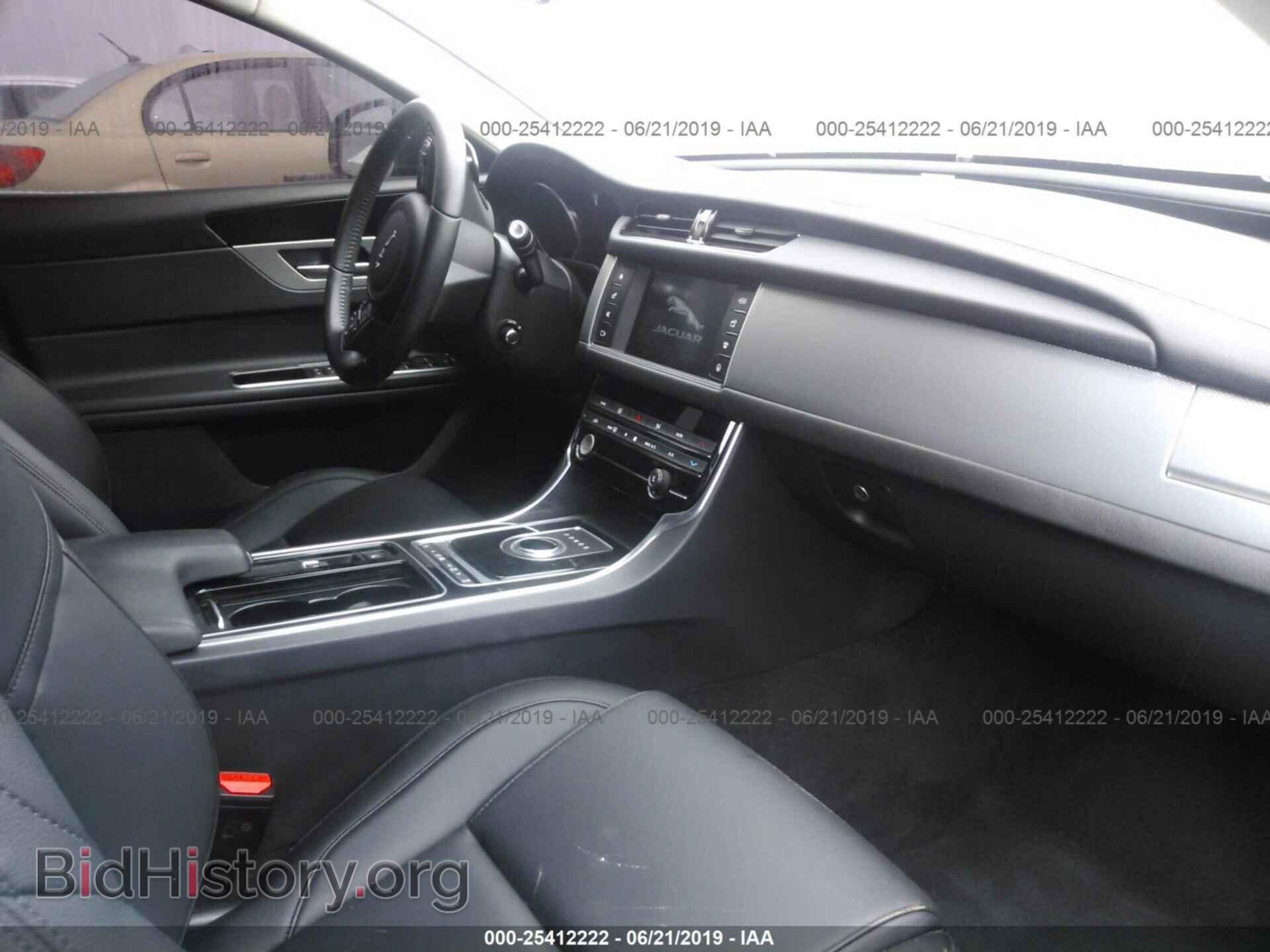 2017 JAGUAR XF - VIN: SAJBD4BN7HCY44917 - Фото 5