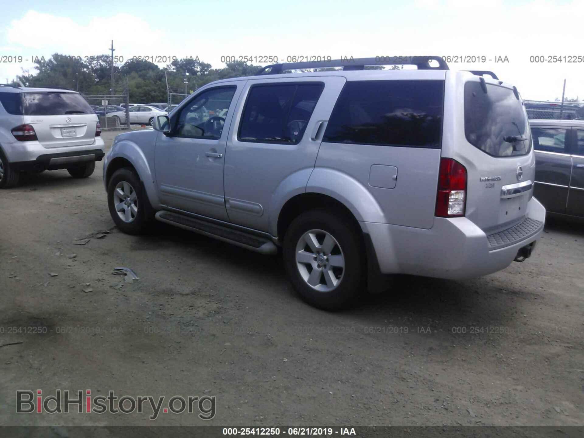2011 NISSAN PATHFINDER - VIN: 5N1AR1NB5BC613190 - Фото 3