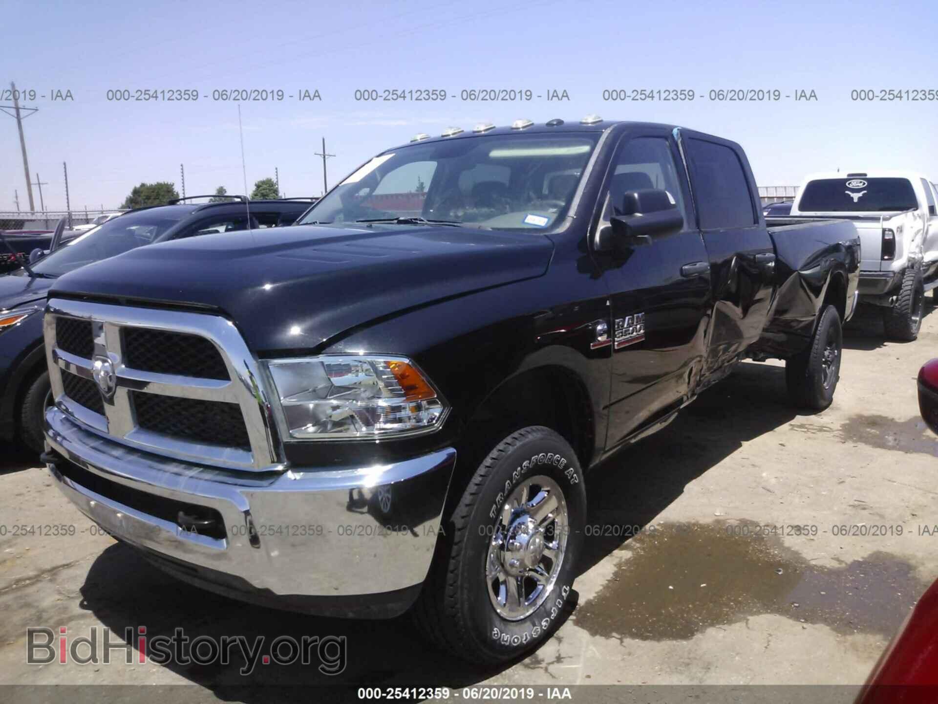 2017 RAM 3500 - VIN: 3C63R3GL2HG785737 - Фото 2
