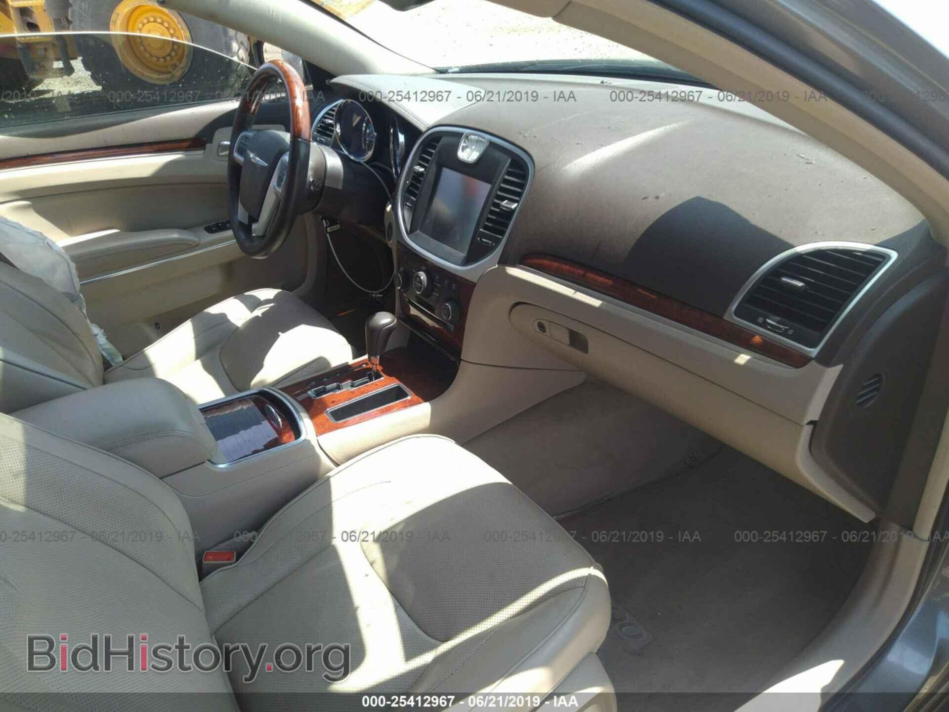 2011 CHRYSLER 300 - VIN: 2C3CA5CG9BH523603 - Фото 5