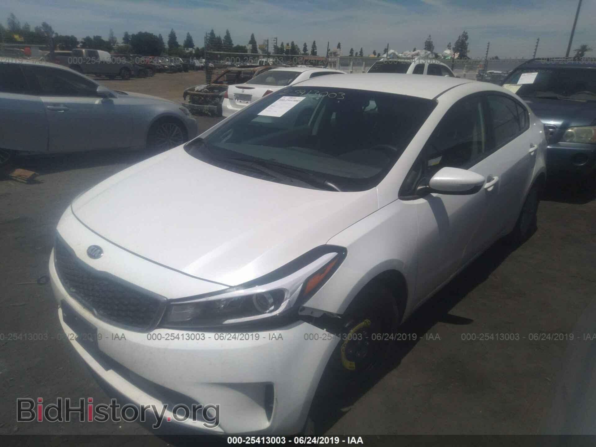 2017 KIA FORTE - VIN: 3KPFL4A71HE117755 - Фото 2