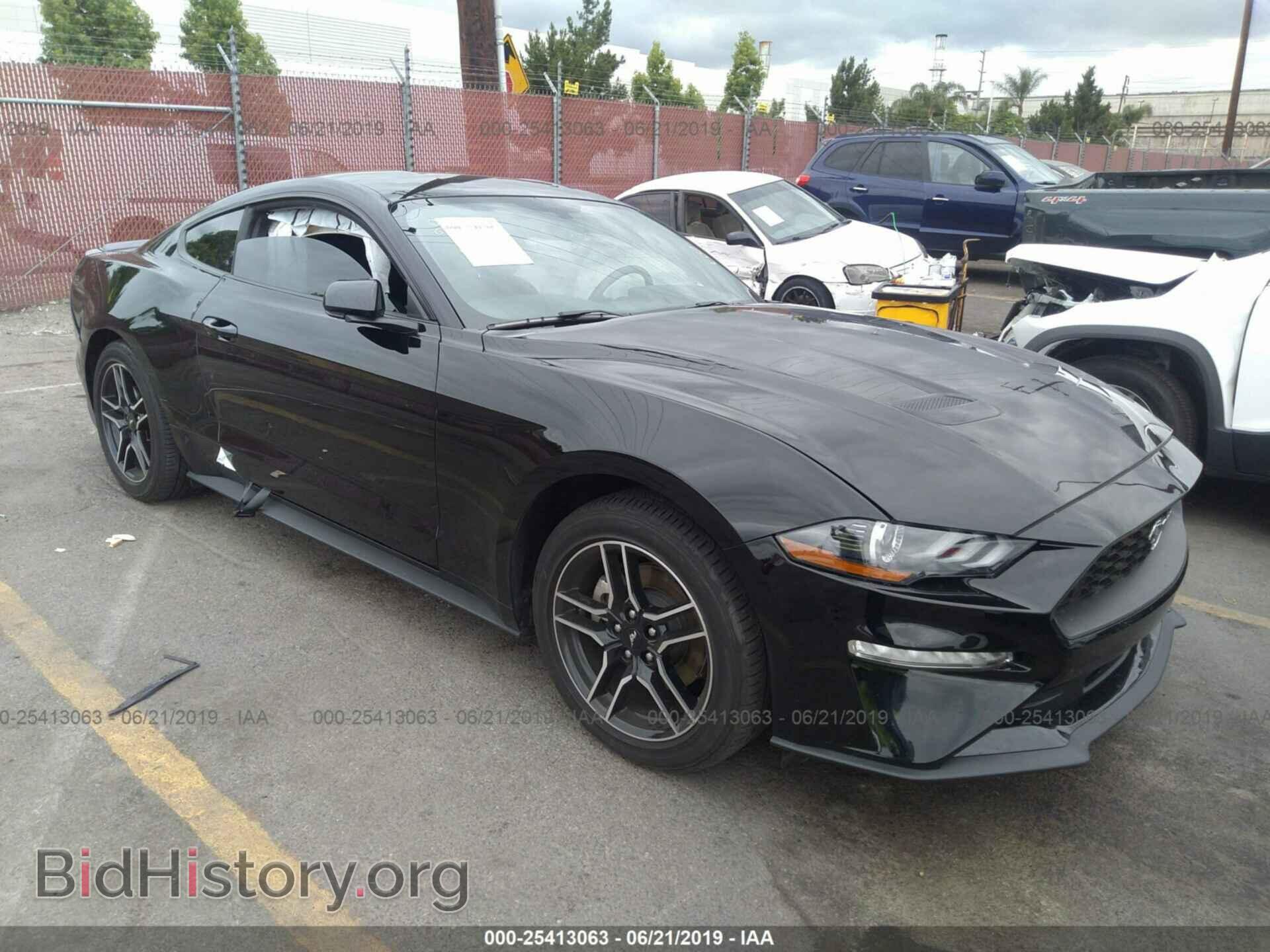 Photo 1FA6P8TH3J5172460 - FORD MUSTANG 2018