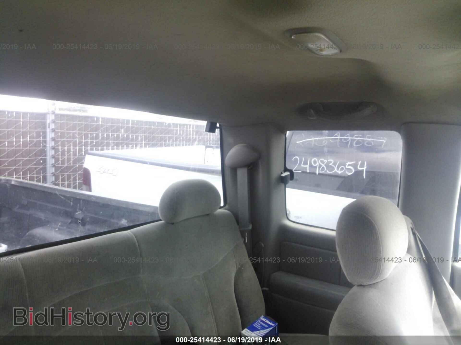 1999 GMC NEW SIERRA - VIN: 2GTEC19T1X1517841 - Фото 8