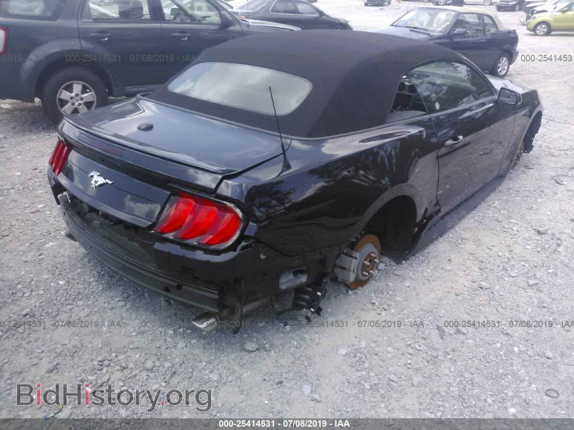 2018 FORD MUSTANG - VIN: 1FATP8UH0J5111441 - Фото 4