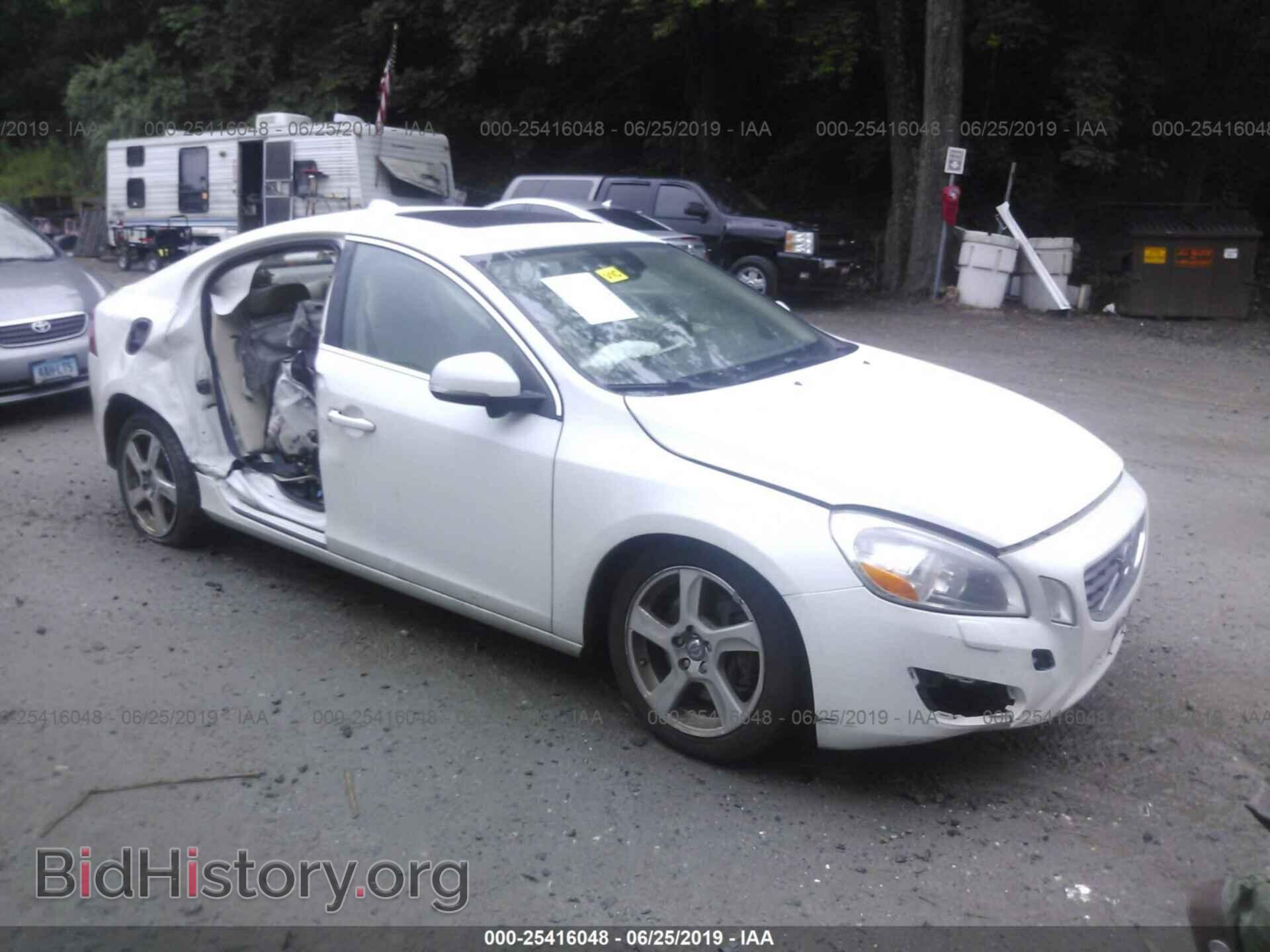 Photo YV1622FS2C2145357 - VOLVO S60 2012