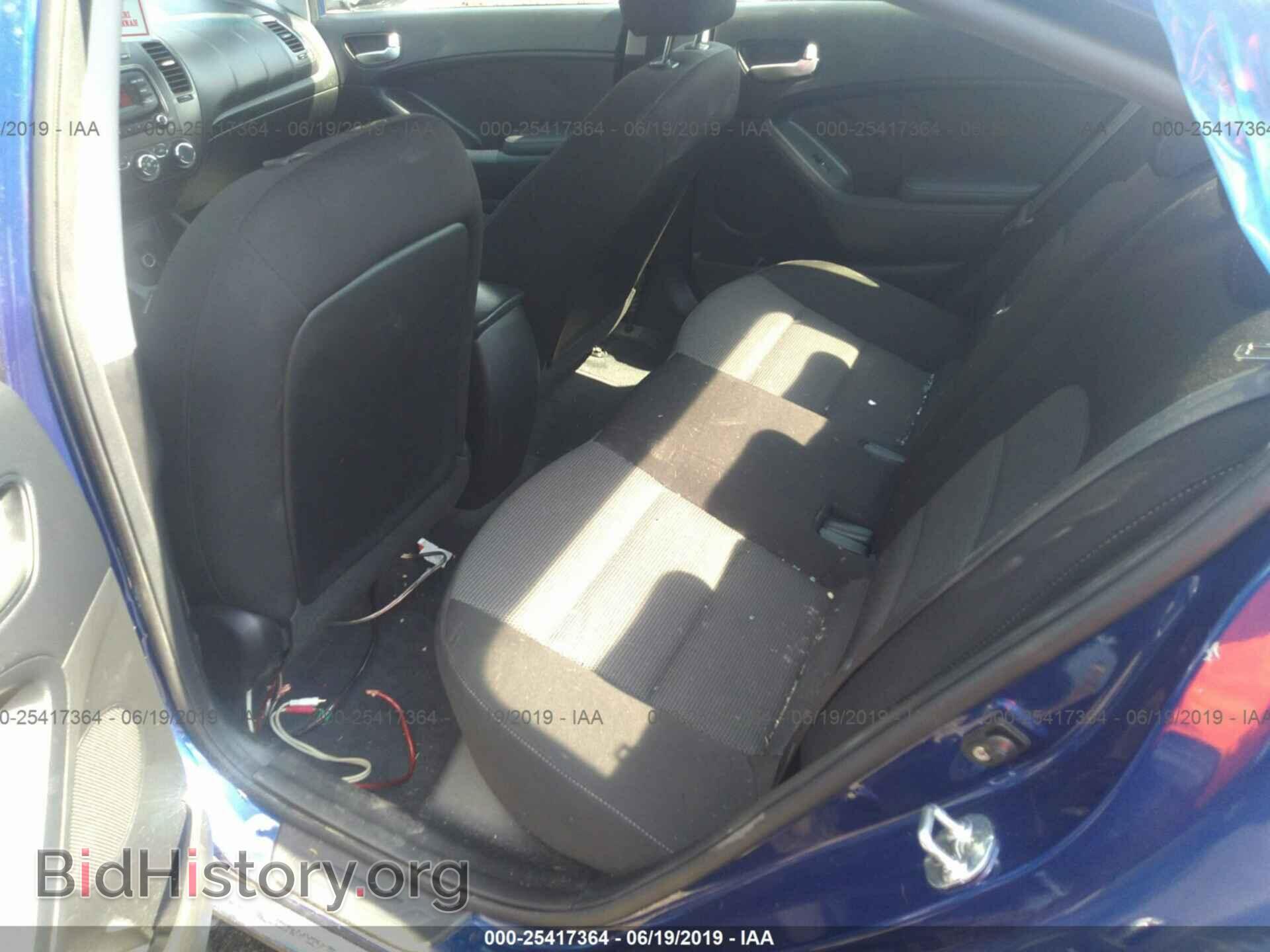 2017 KIA FORTE - VIN: 3KPFK4A7XHE043027 - Фото 8