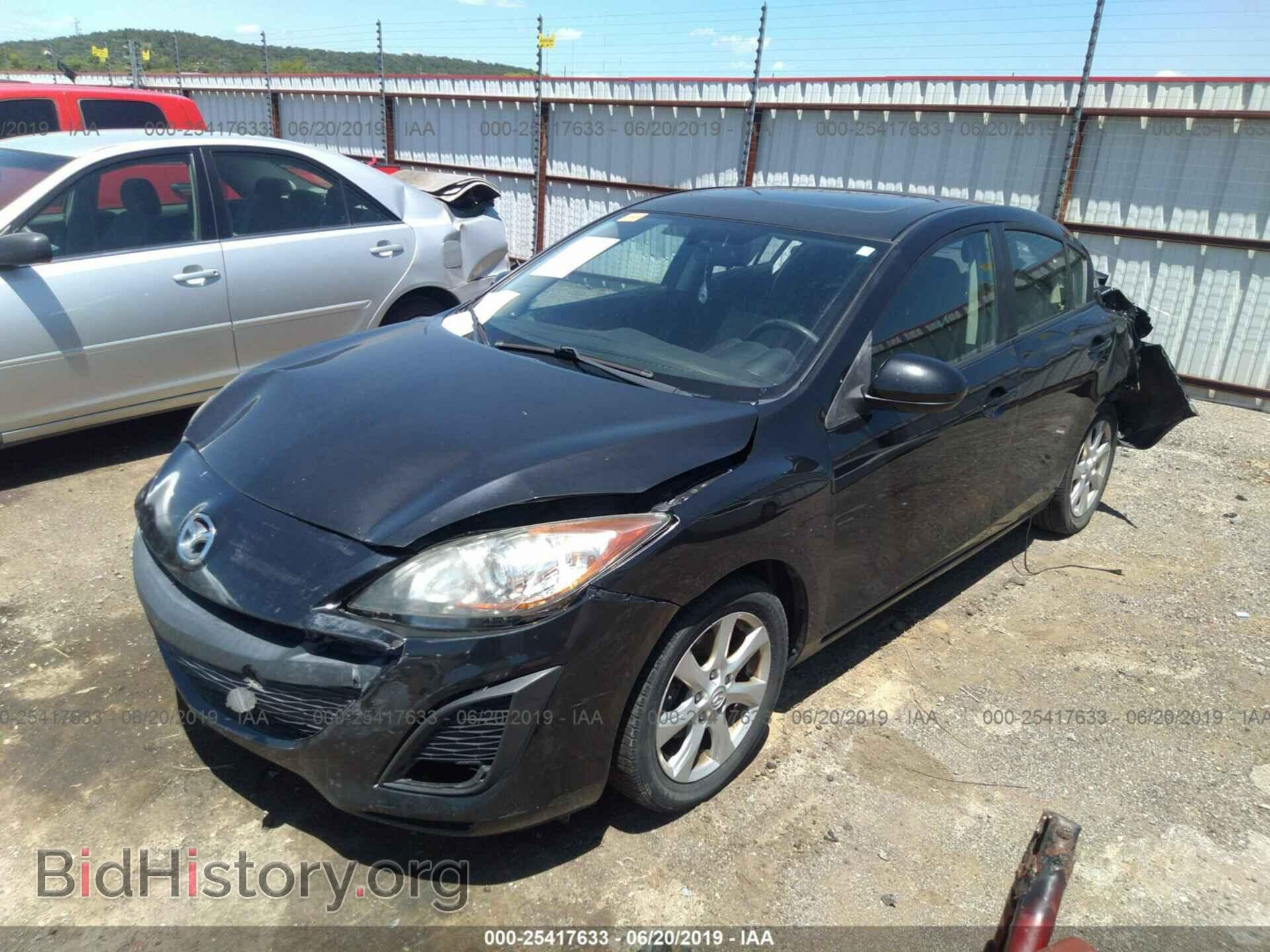 2011 MAZDA 3 - VIN: JM1BL1VFXB1383672 - Photo 2