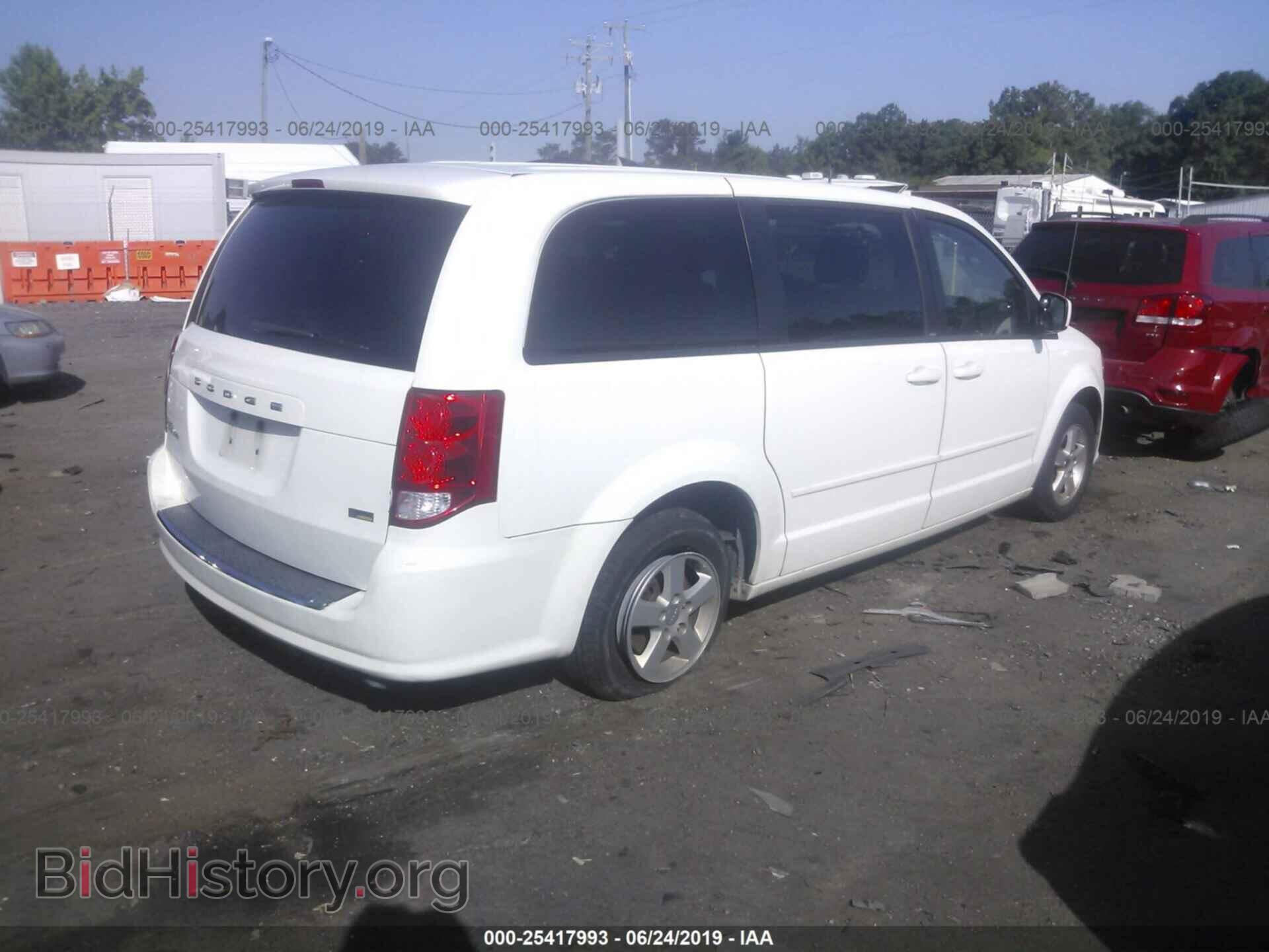 2011 DODGE GRAND CARAVAN - VIN: 2D4RN3DG2BR626632 - Фото 4