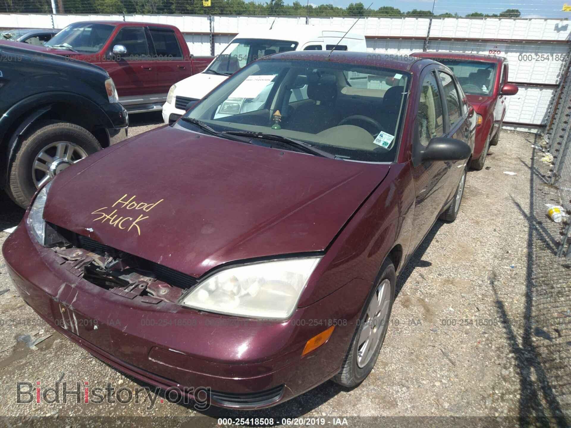 2007 FORD FOCUS - VIN: 1FAFP34N77W332415 - Photo 2