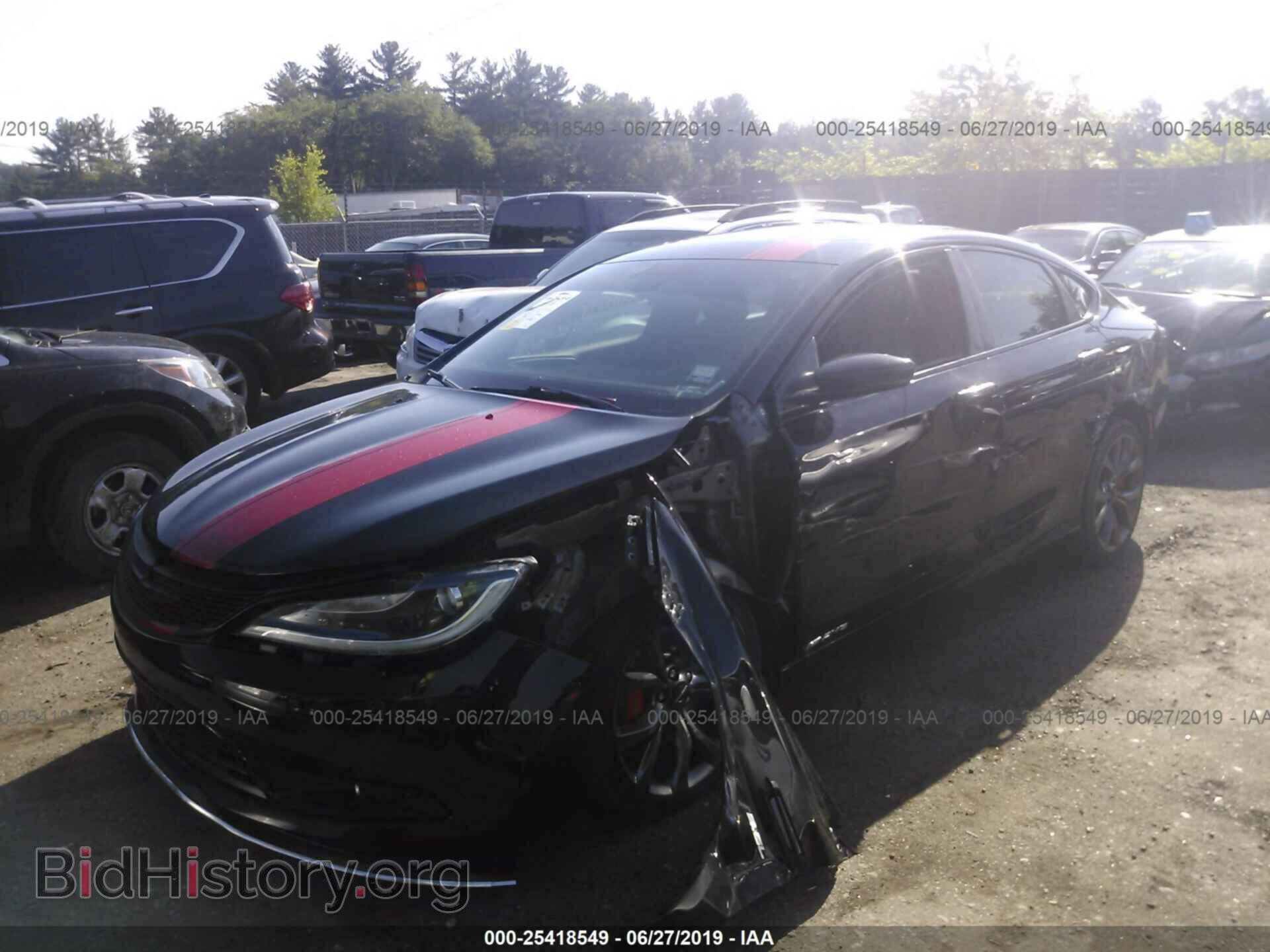 2016 CHRYSLER 200 - VIN: 1C3CCCDG1GN130755 - Фото 2