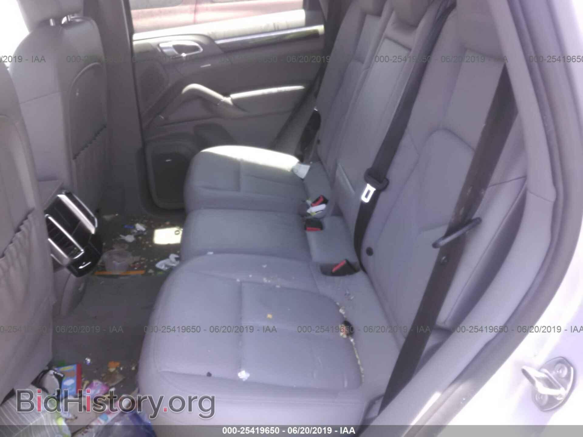 2011 PORSCHE CAYENNE - VIN: WP1AA2A21BLA02112 - Фото 8