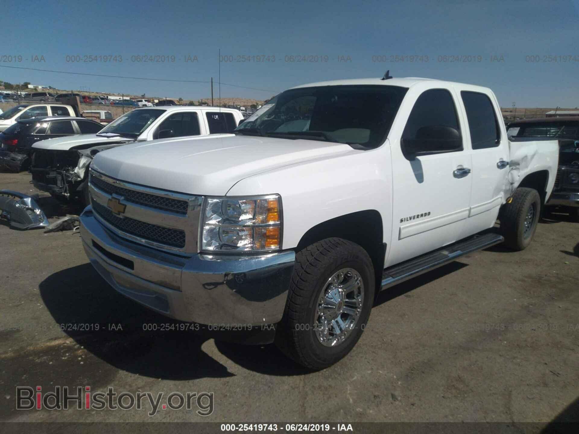 2013 CHEVROLET SILVERADO - VIN: 3GCPCREA8DG302519 - Фото 2