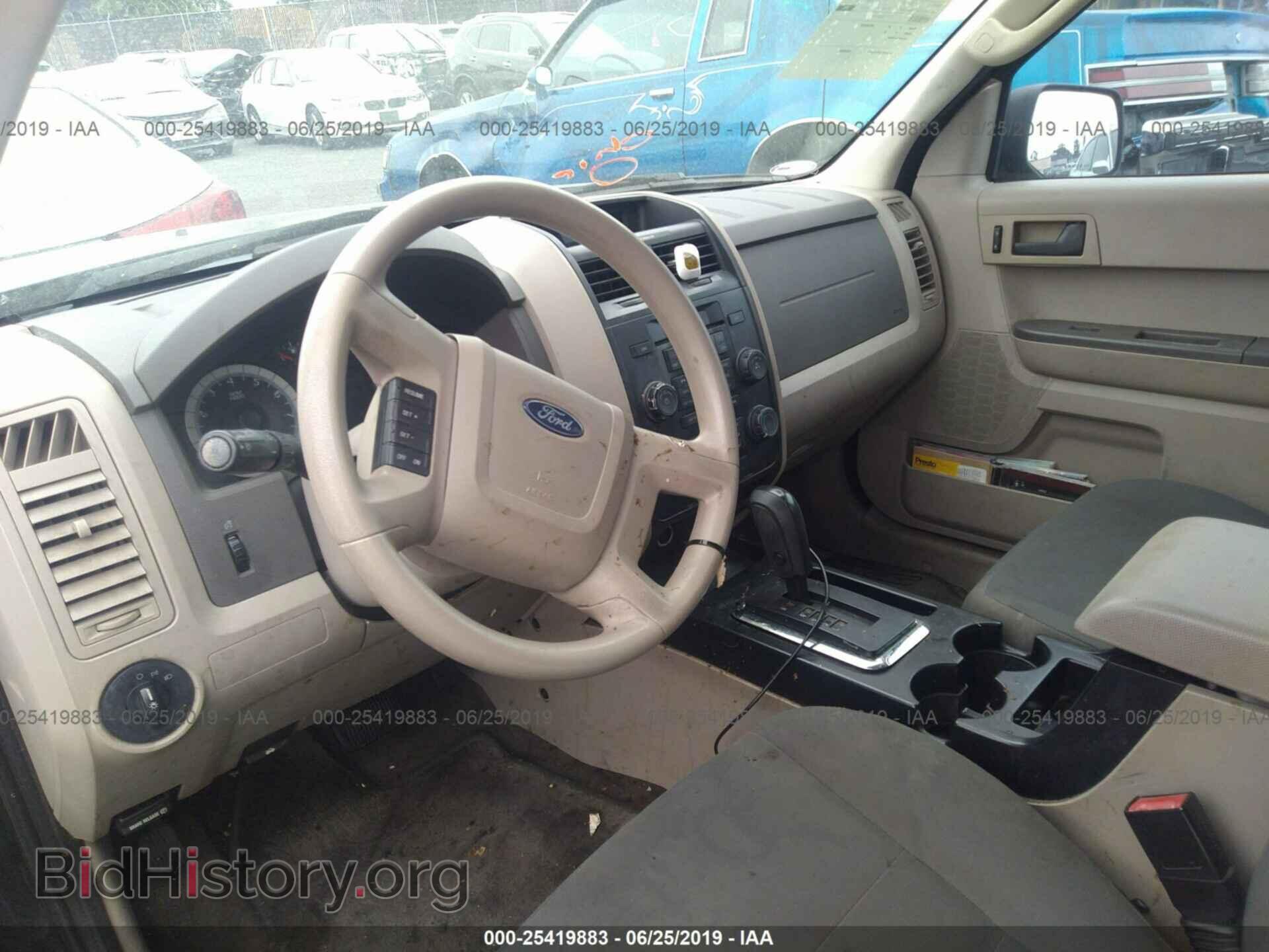 2009 FORD ESCAPE - VIN: 1FMCU02709KA21097 - Фото 5