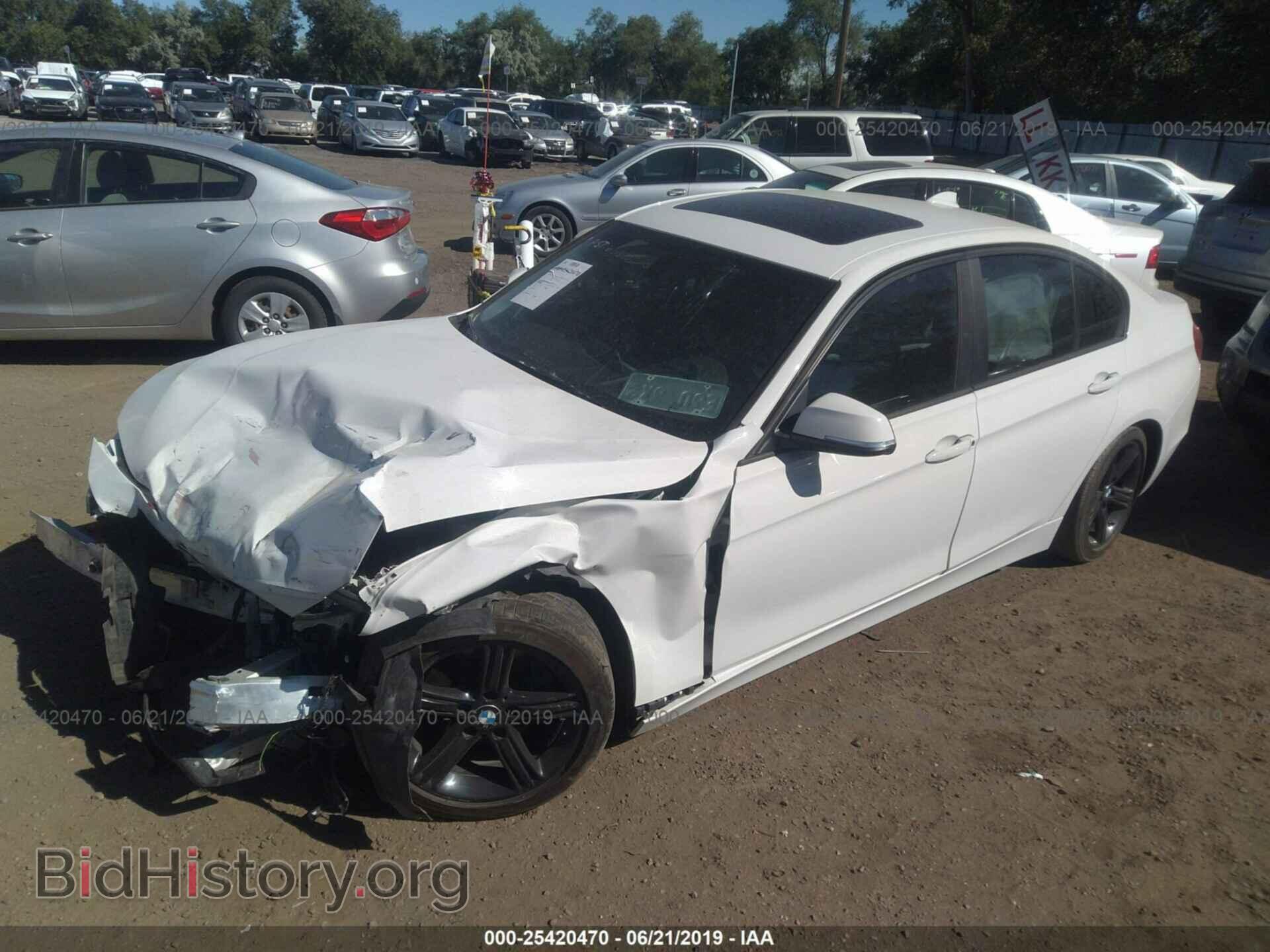 2013 BMW 320 - VIN: WBA3C3C53DF981647 - Photo 2