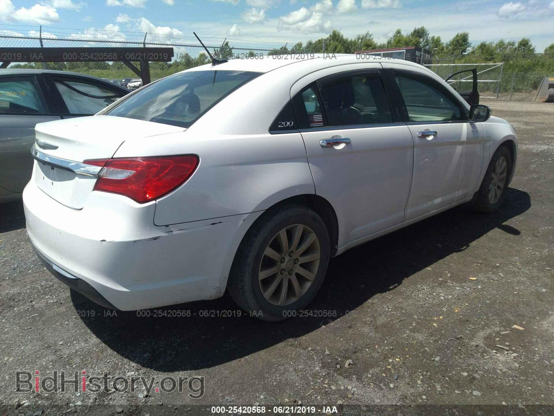 2013 CHRYSLER 200 - VIN: 1C3CCBCG7DN521139 - Photo 4