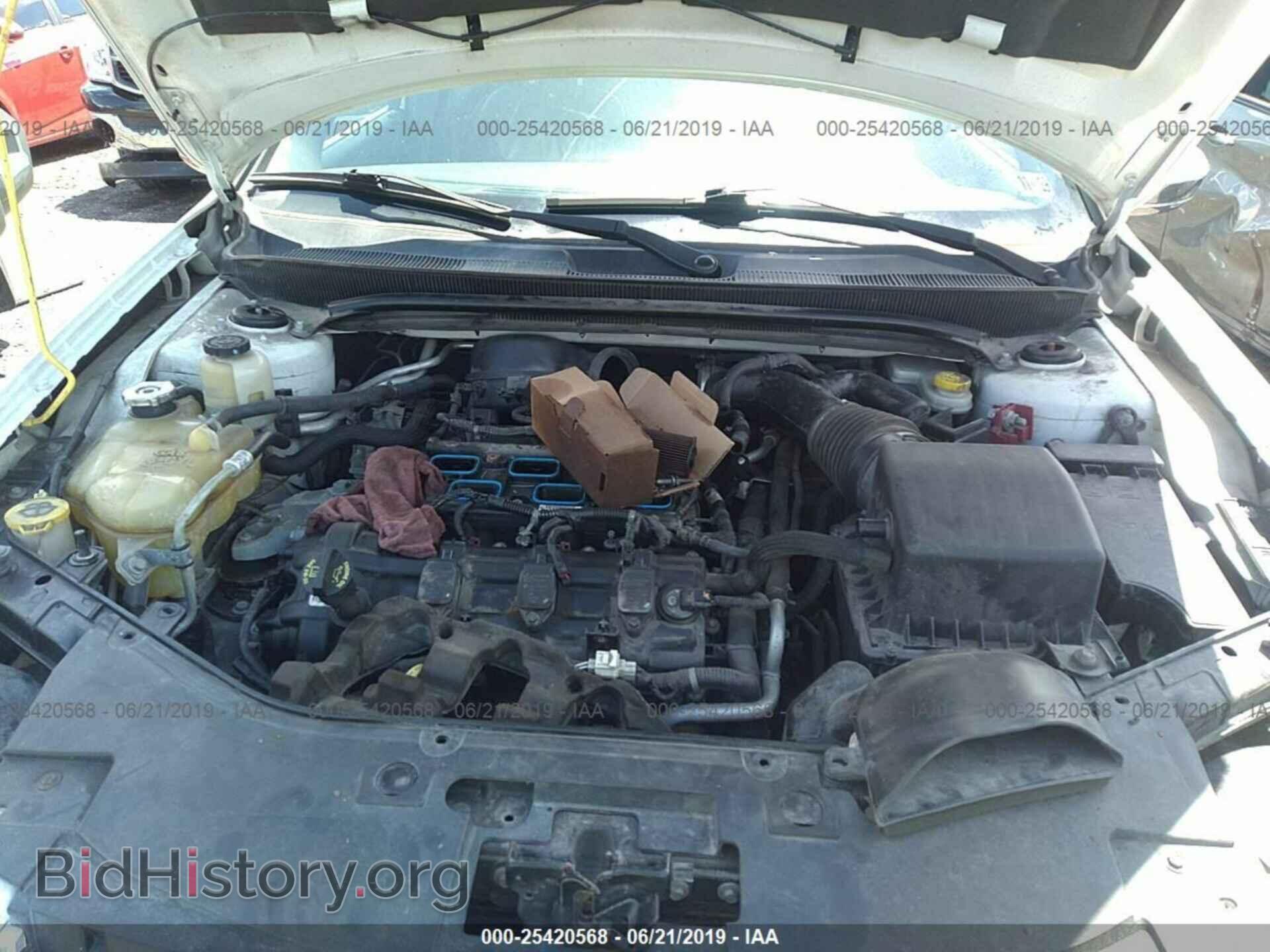 2013 CHRYSLER 200 - VIN: 1C3CCBCG7DN521139 - Photo 10