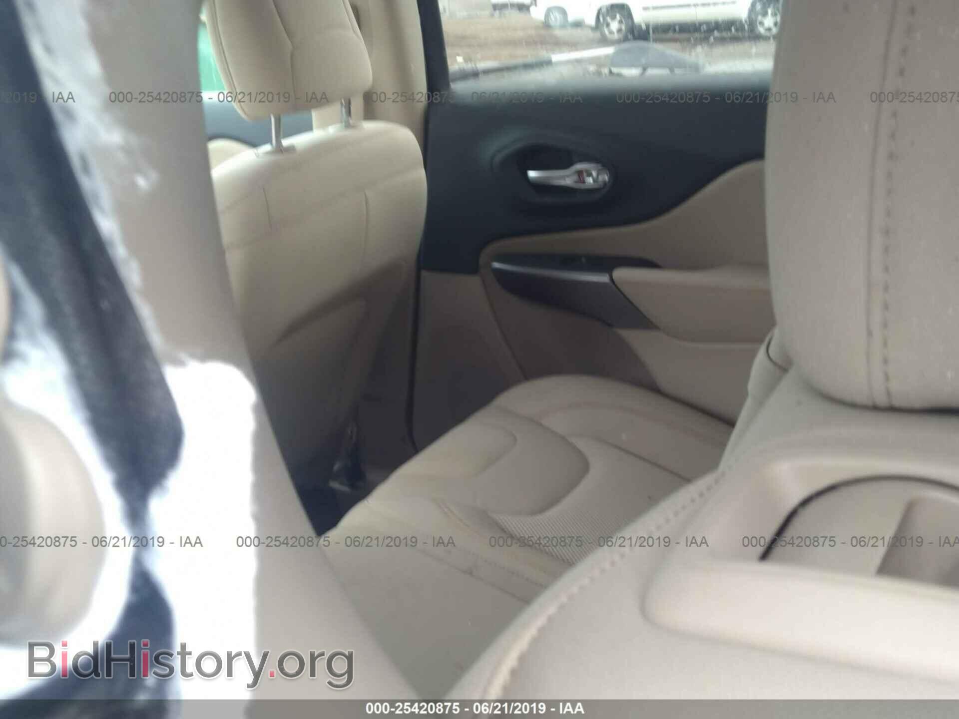 2019 JEEP CHEROKEE - VIN: 1C4PJMCB8KD212723 - Photo 8