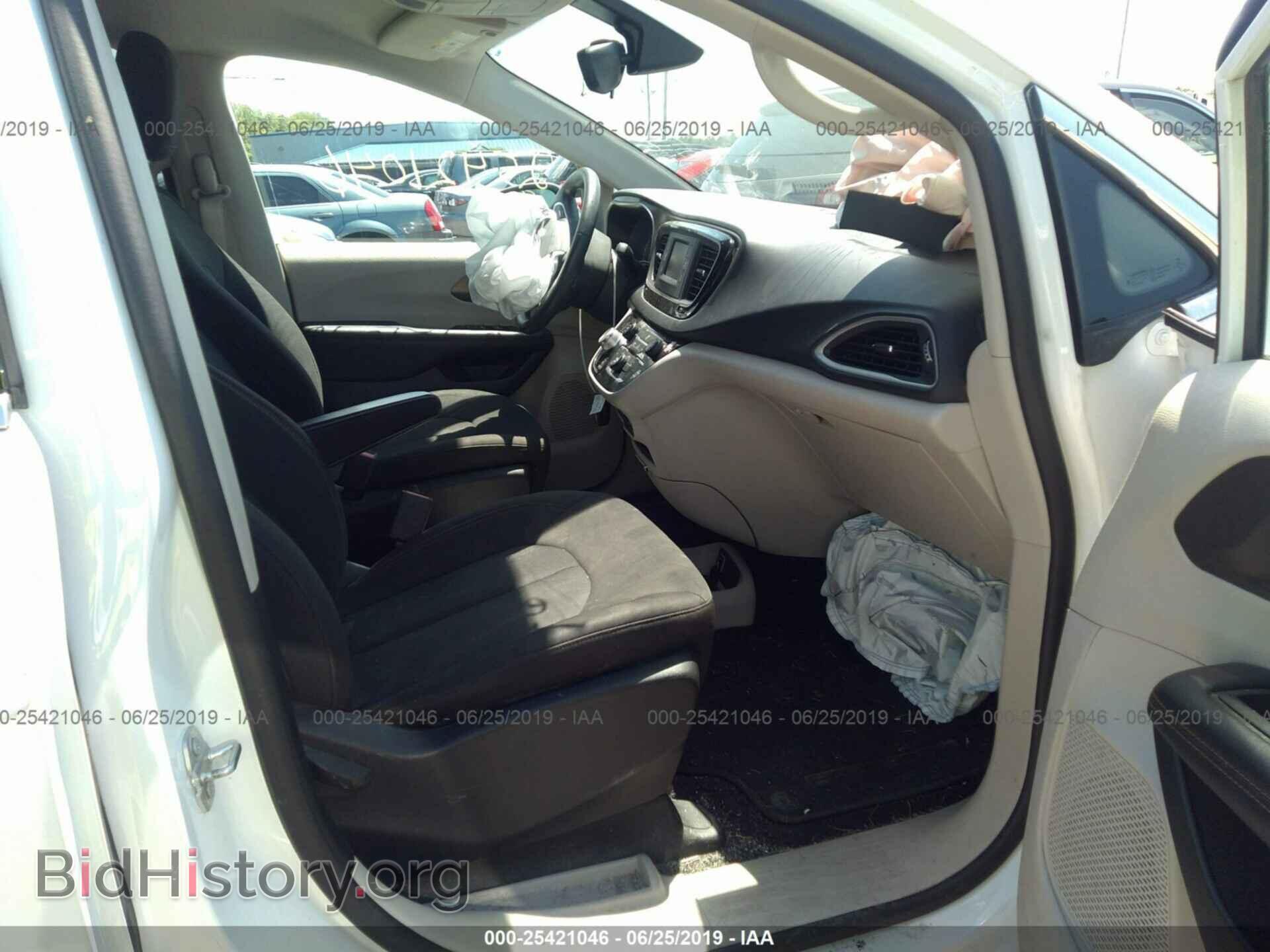2017 CHRYSLER PACIFICA - VIN: 2C4RC1CG3HR608738 - Photo 5