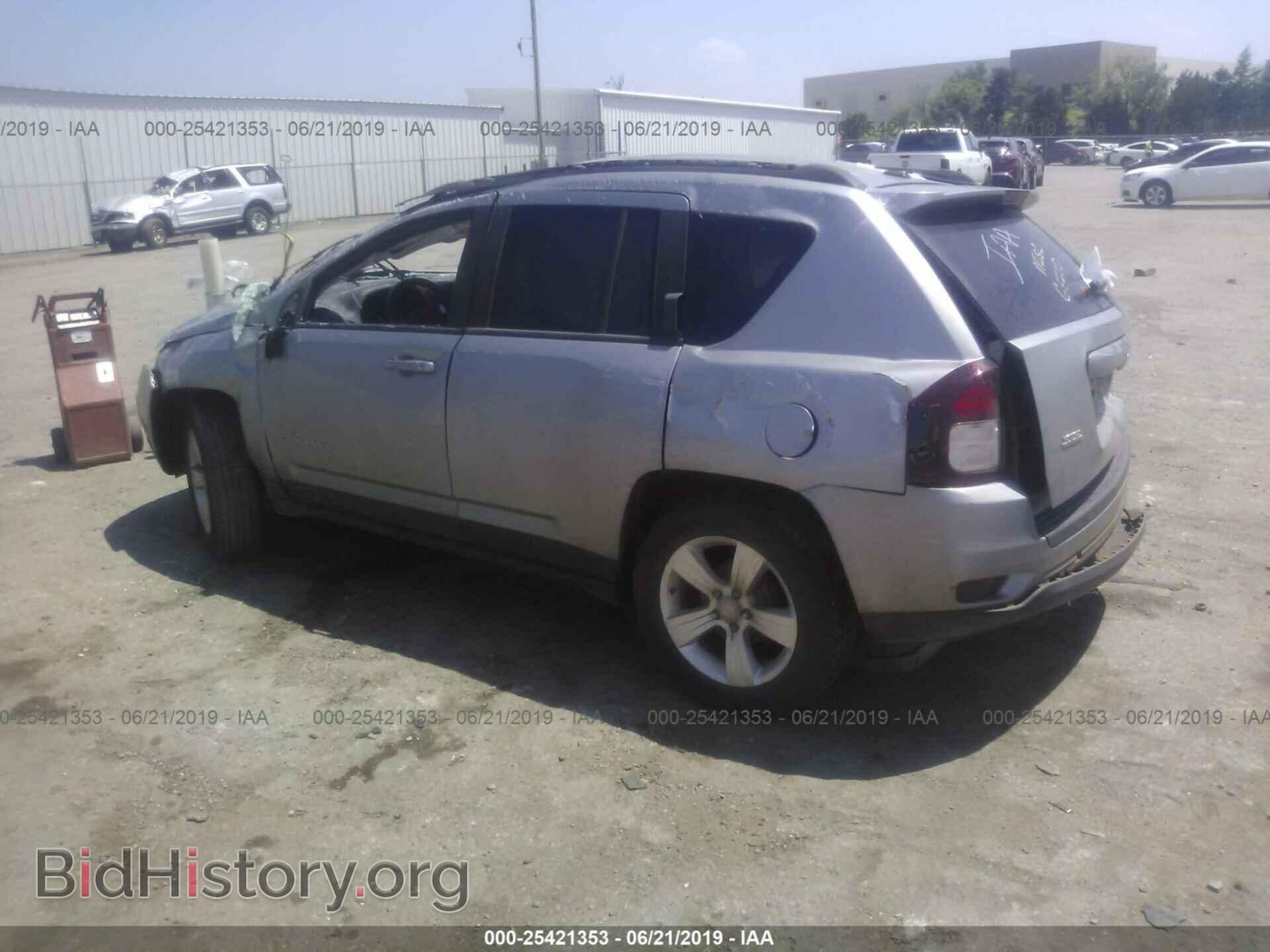 2014 JEEP COMPASS - VIN: 1C4NJCEB7ED887806 - Фото 3
