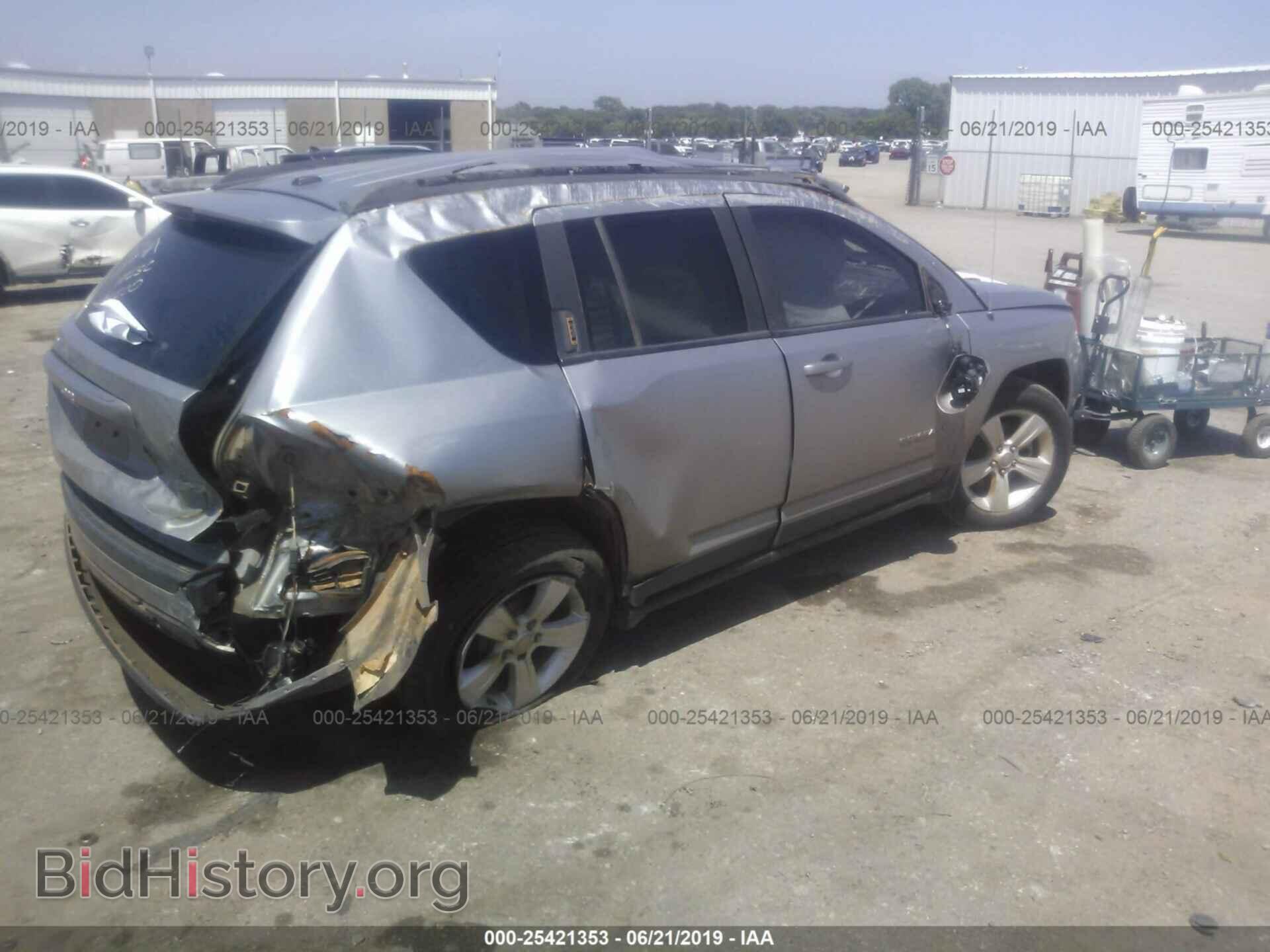 2014 JEEP COMPASS - VIN: 1C4NJCEB7ED887806 - Фото 4