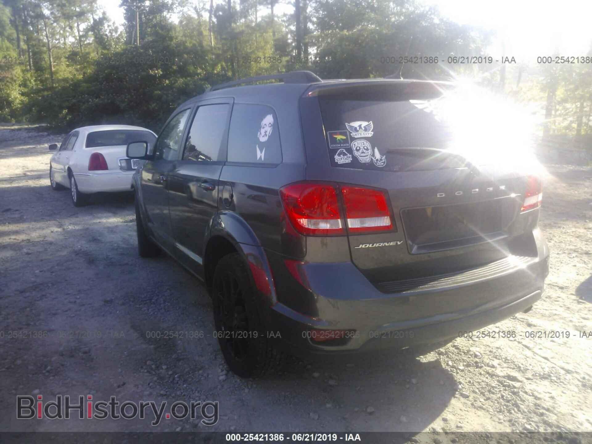 2018 DODGE JOURNEY - VIN: 3C4PDCBB9JT229705 - Фото 3