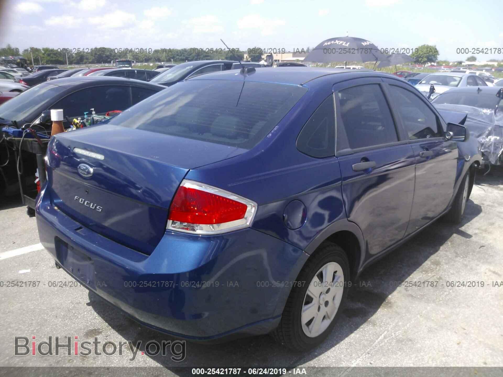 2009 FORD FOCUS - VIN: 1FAHP34N29W125832 - Photo 4