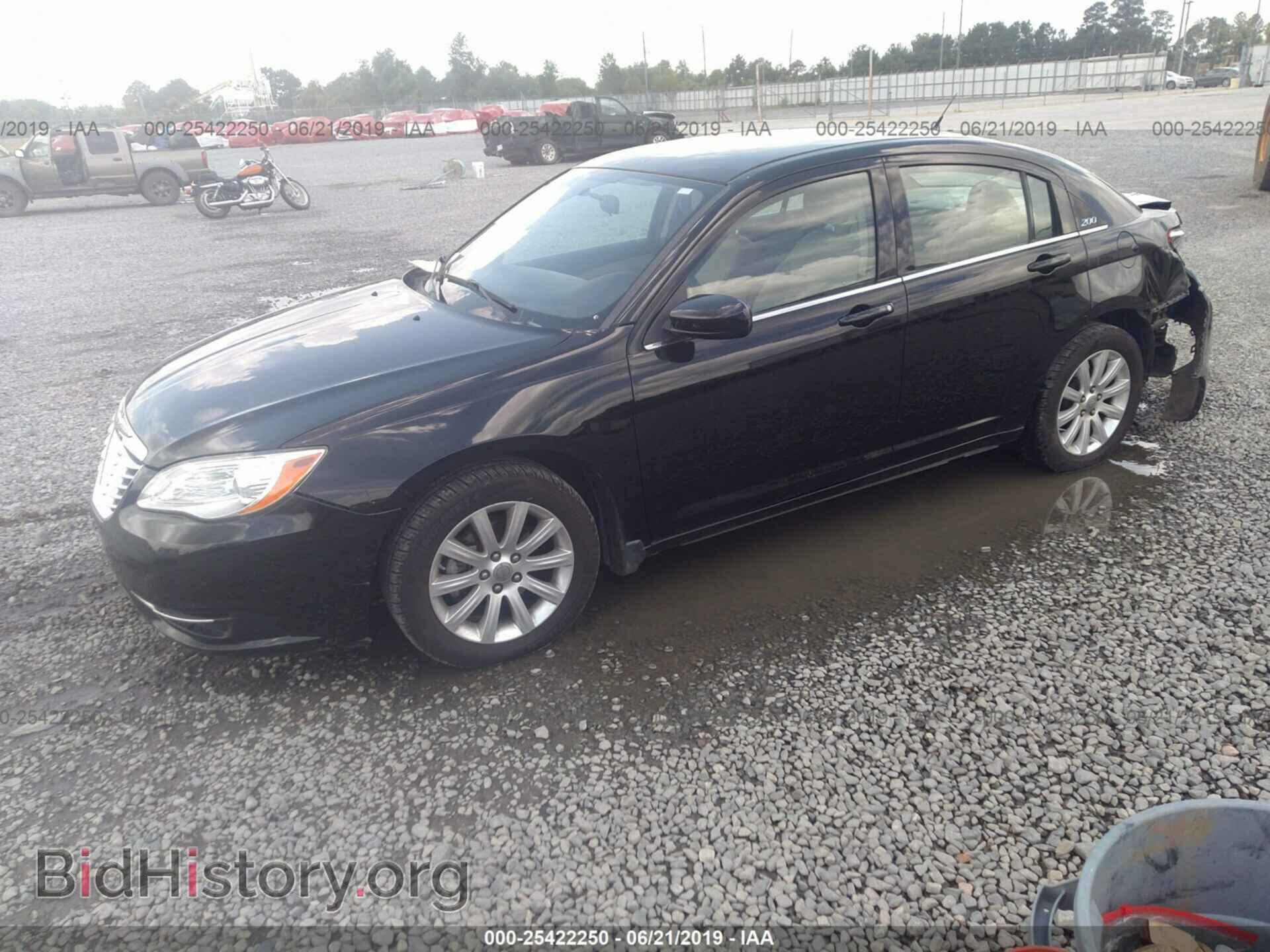 2012 CHRYSLER 200 - VIN: 1C3CCBBB2CN146345 - Фото 2