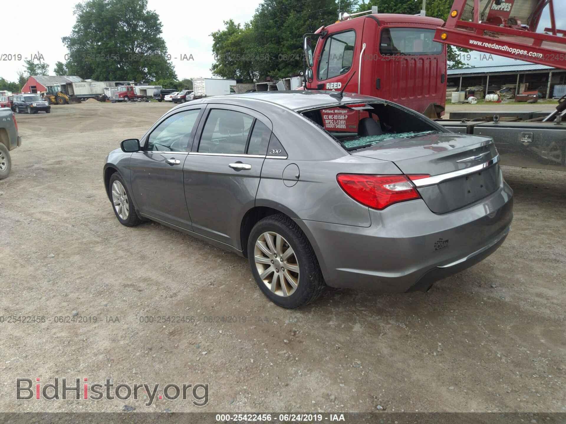 2013 CHRYSLER 200 - VIN: 1C3CCBCG8DN744029 - Photo 3