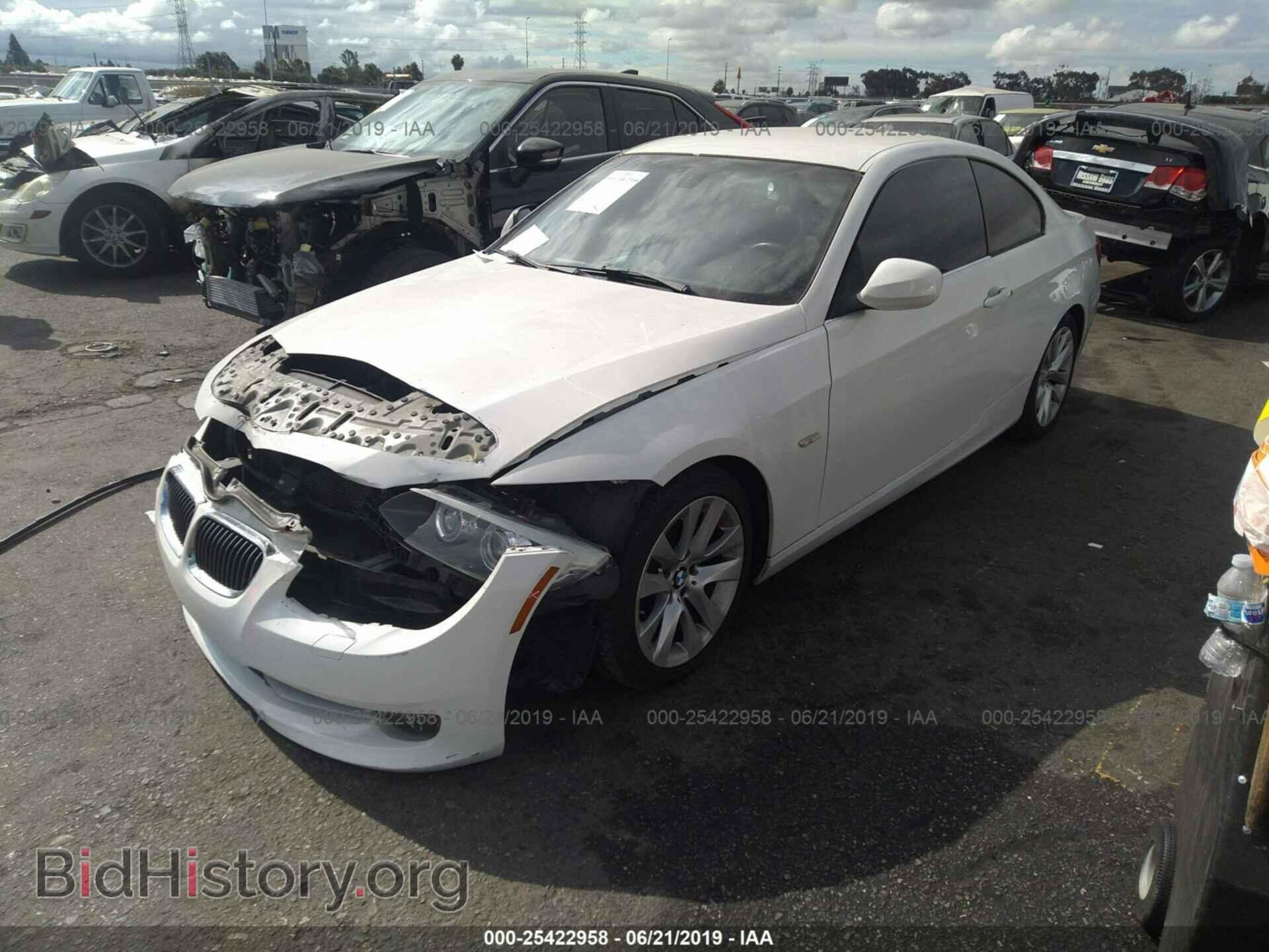 2012 BMW 328 - VIN: WBAKE5C56CE756029 - Фото 2