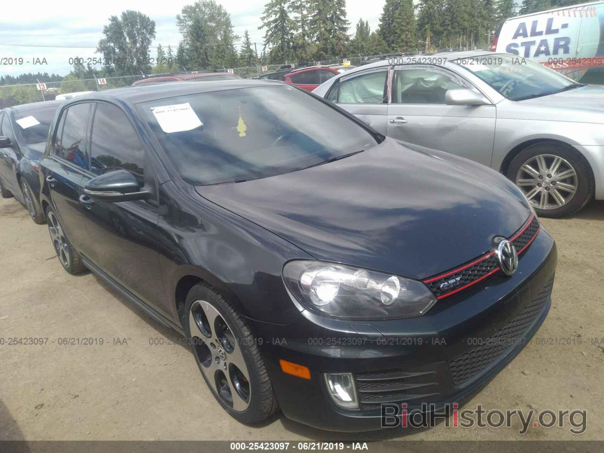 Photo WVWHV7AJ5BW205558 - VOLKSWAGEN GTI 2011