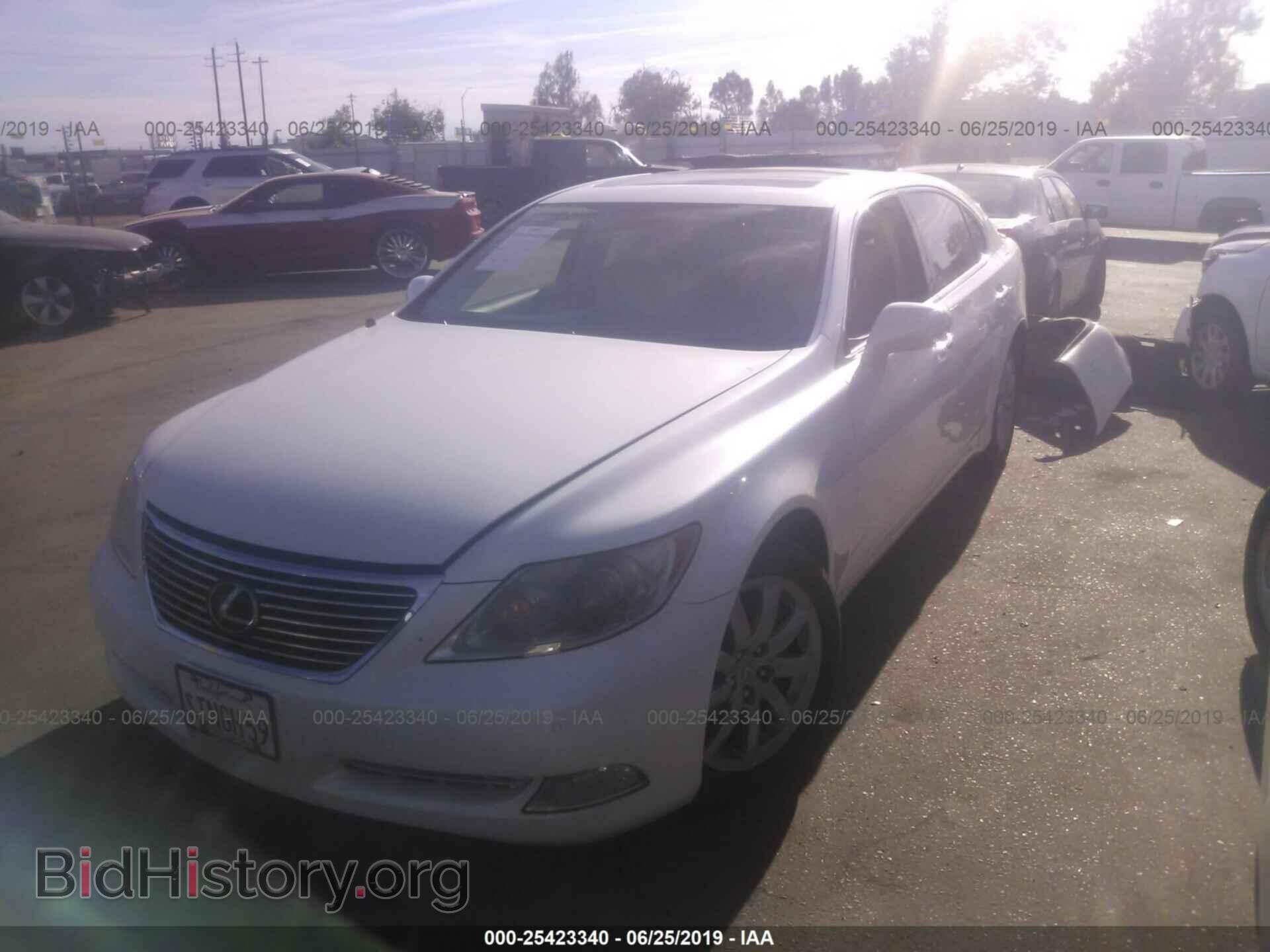 2007 LEXUS LS - VIN: JTHGL46F075008944 - Photo 2