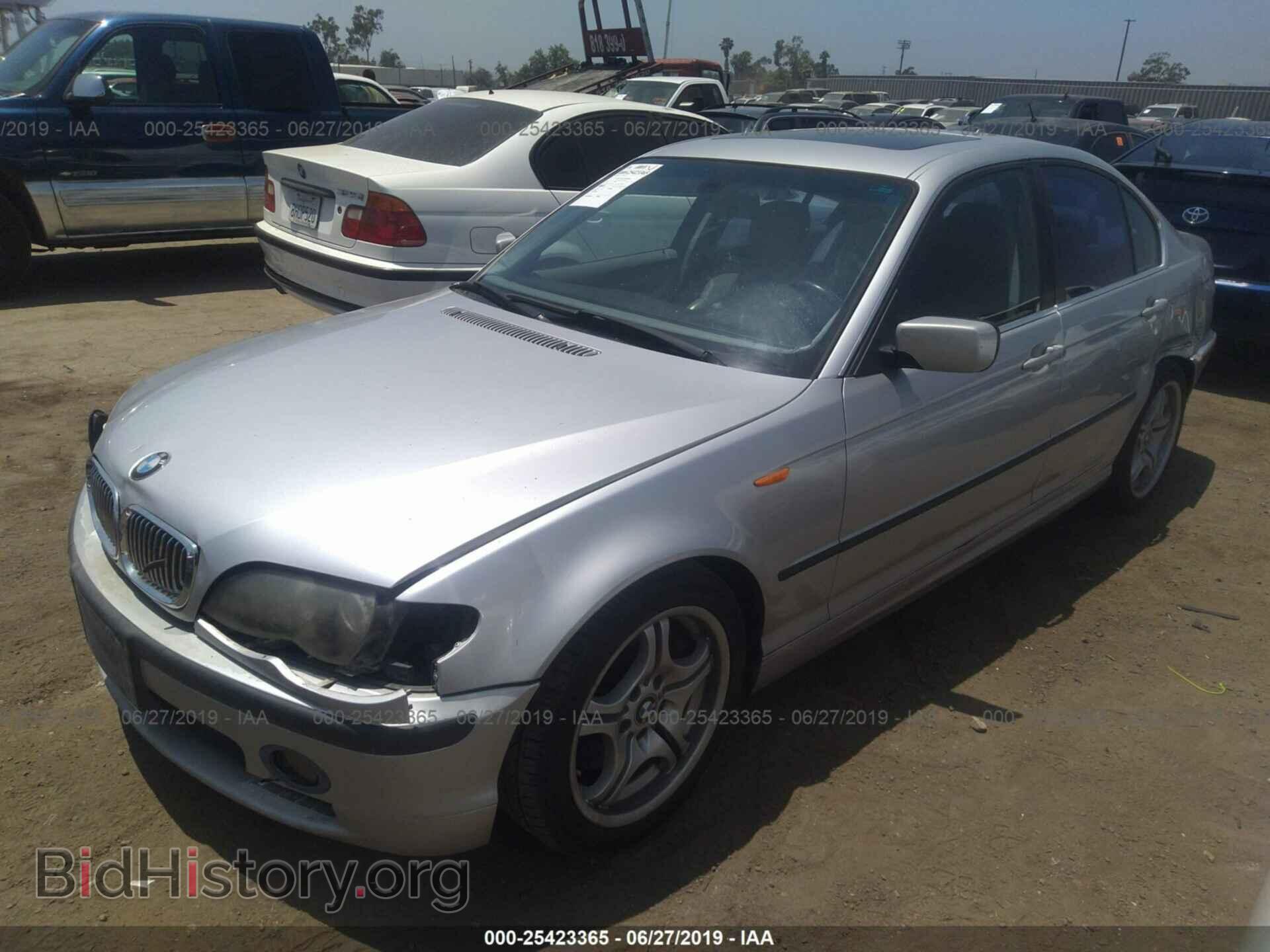 2005 BMW 330 - VIN: WBAEV53455KM39478 - Фото 2