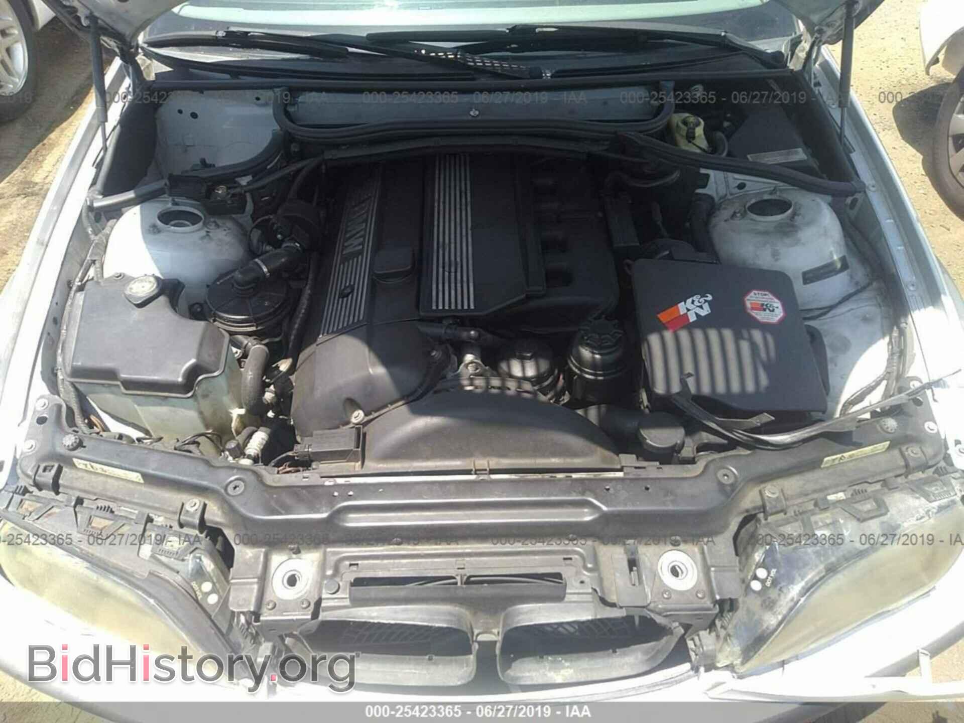 2005 BMW 330 - VIN: WBAEV53455KM39478 - Фото 10