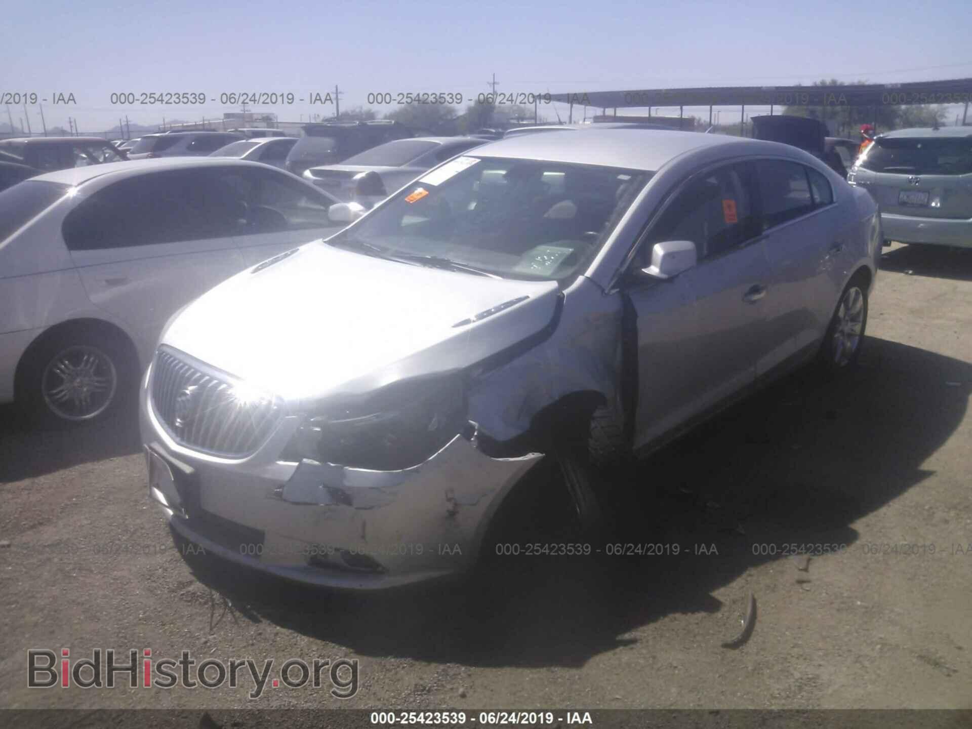 2013 BUICK LACROSSE - VIN: 1G4GC5E30DF121566 - Фото 2