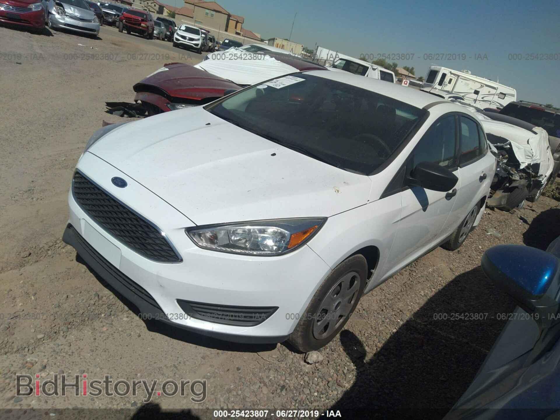 2016 FORD FOCUS - VIN: 1FADP3E20GL218057 - Фото 2